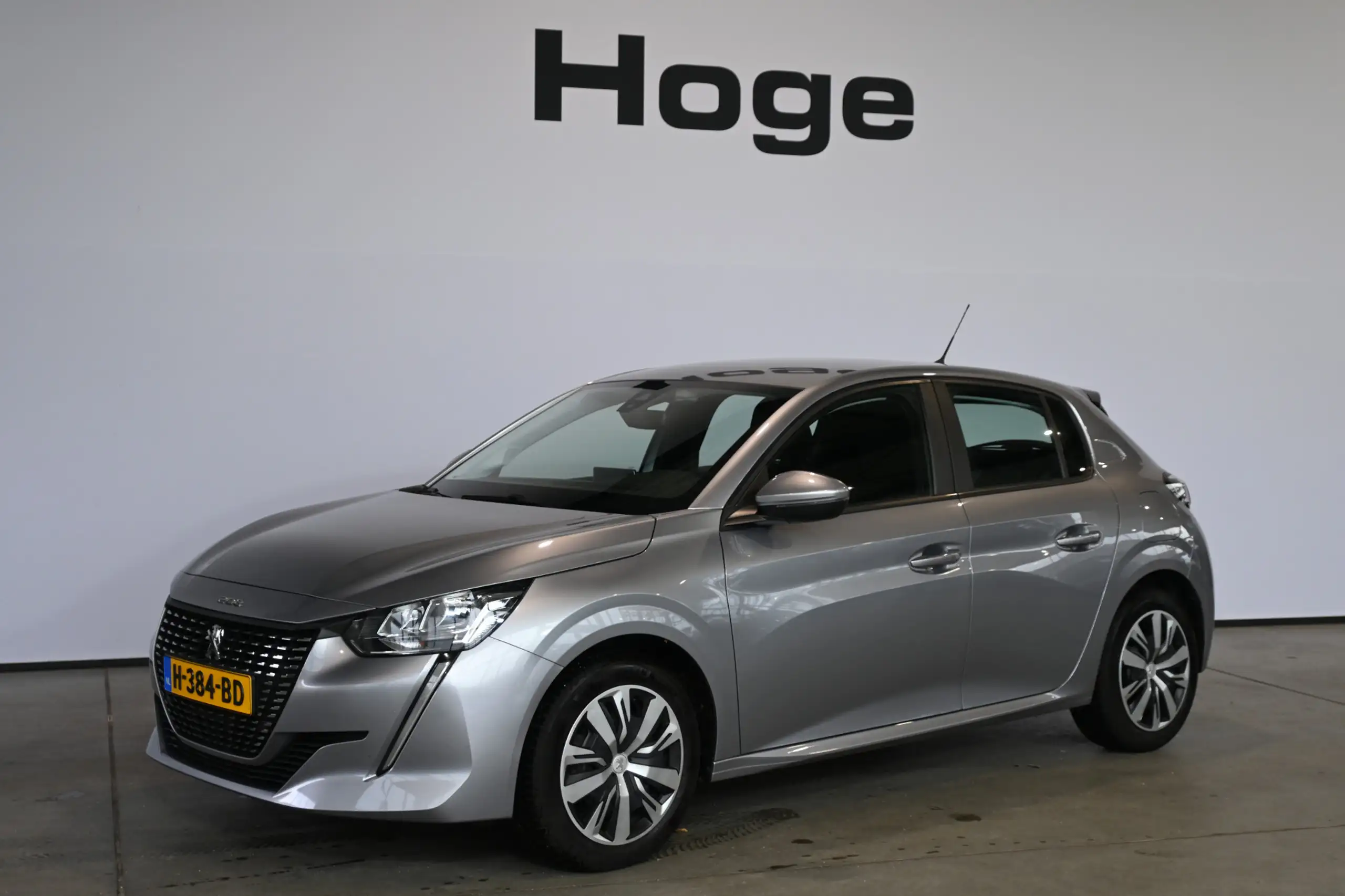 Peugeot - 208