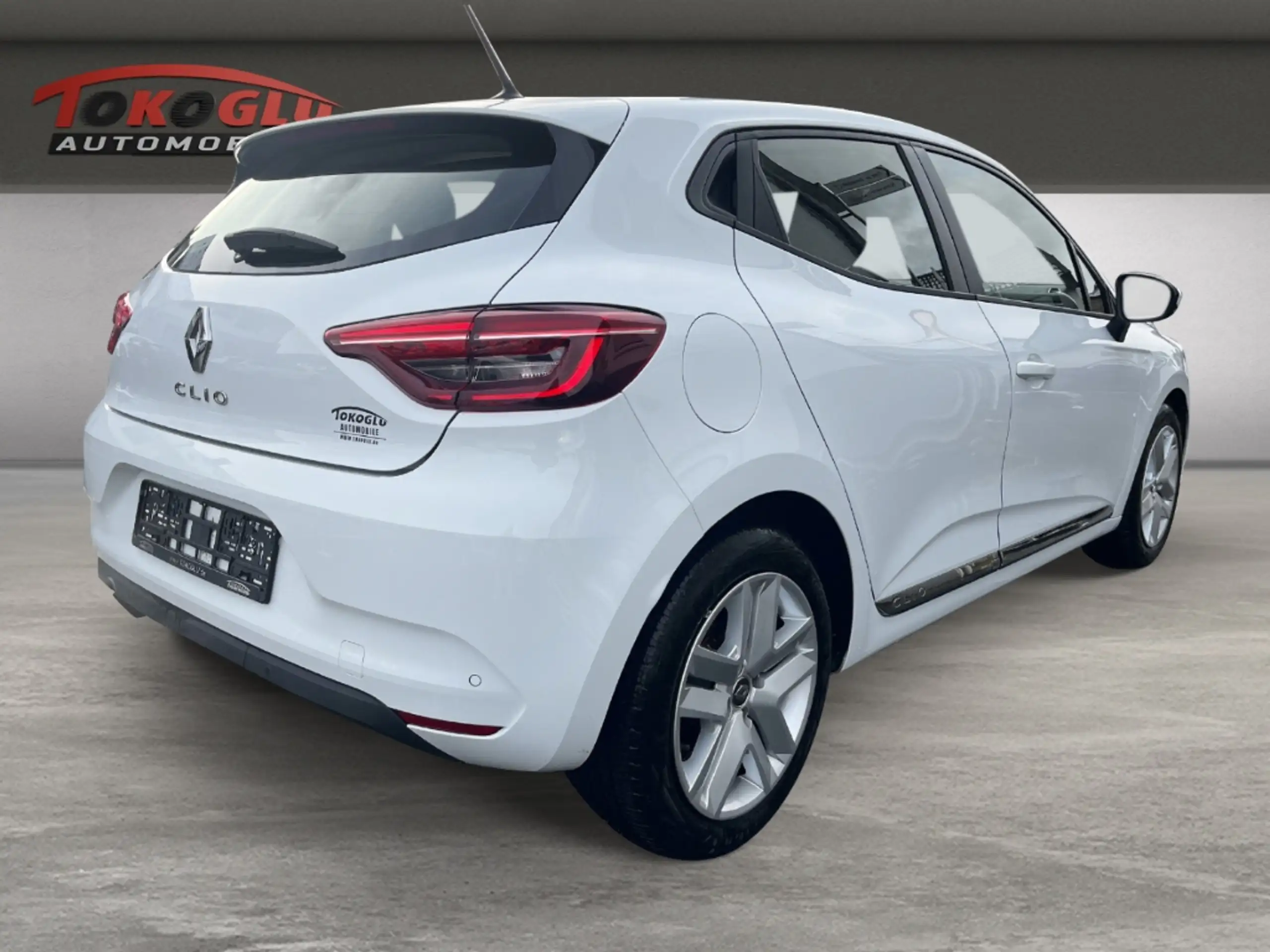 Renault - Clio