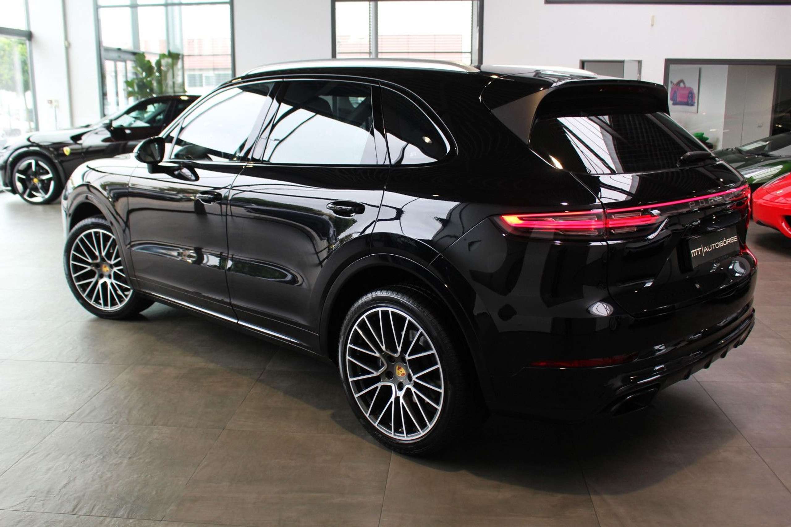 Porsche - Cayenne