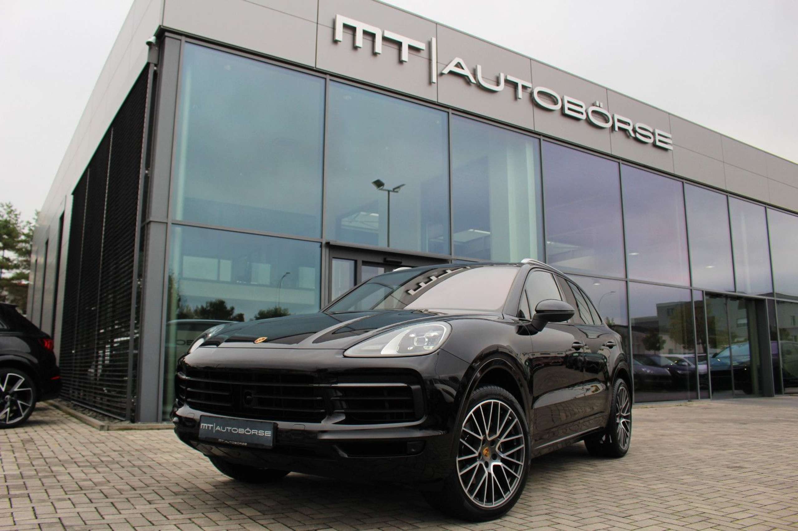 Porsche - Cayenne