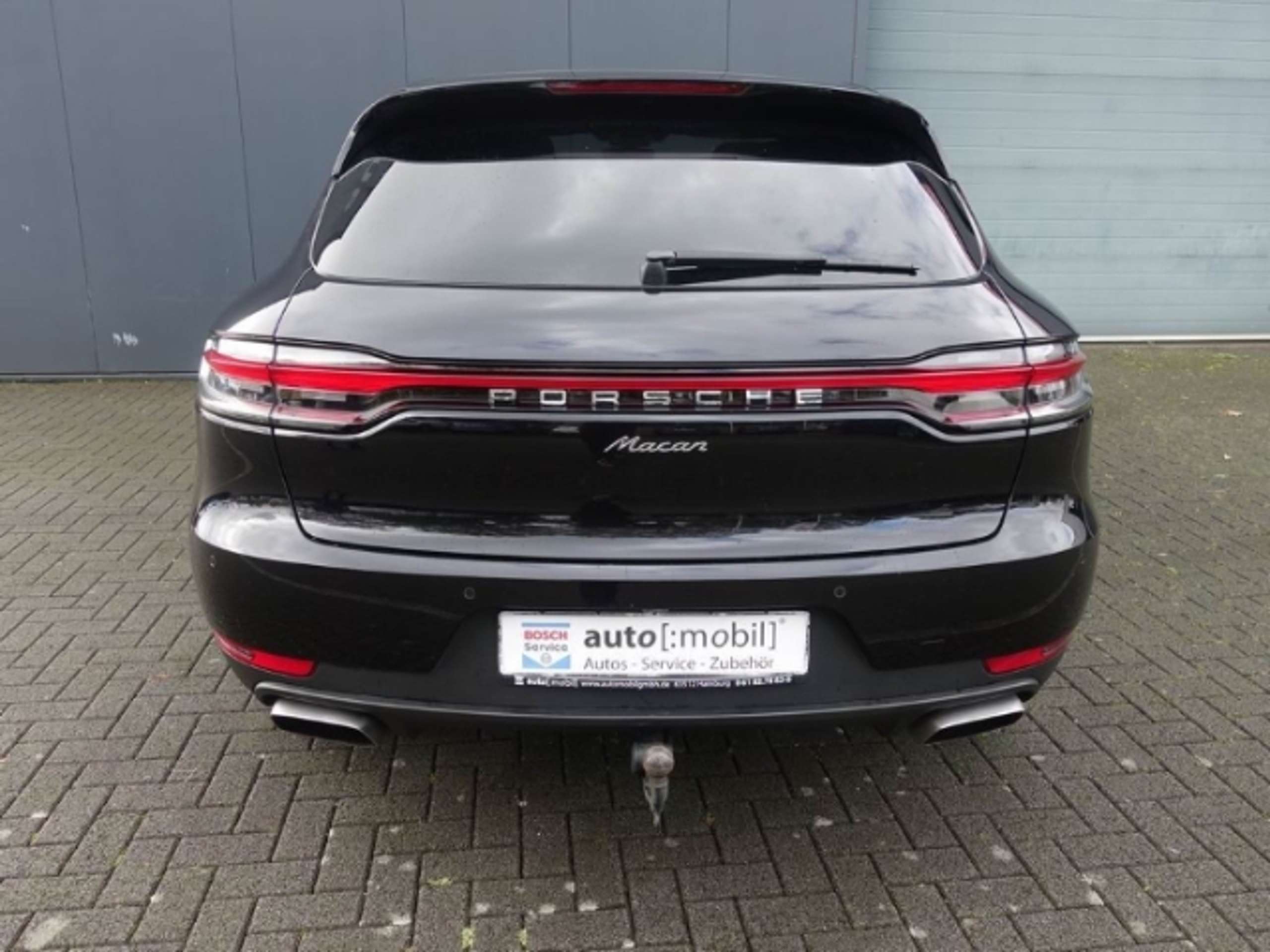 Porsche - Macan