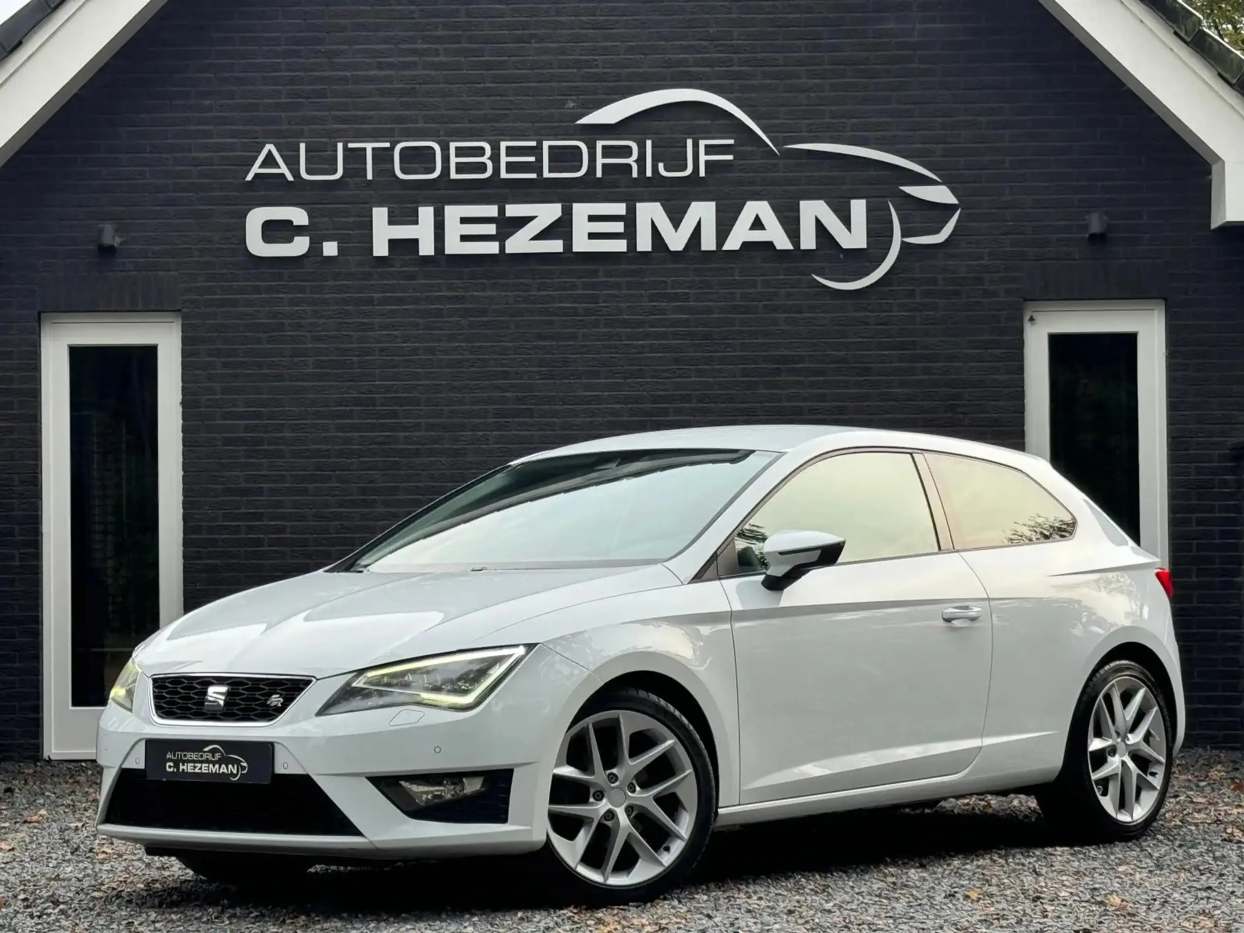 SEAT - Leon