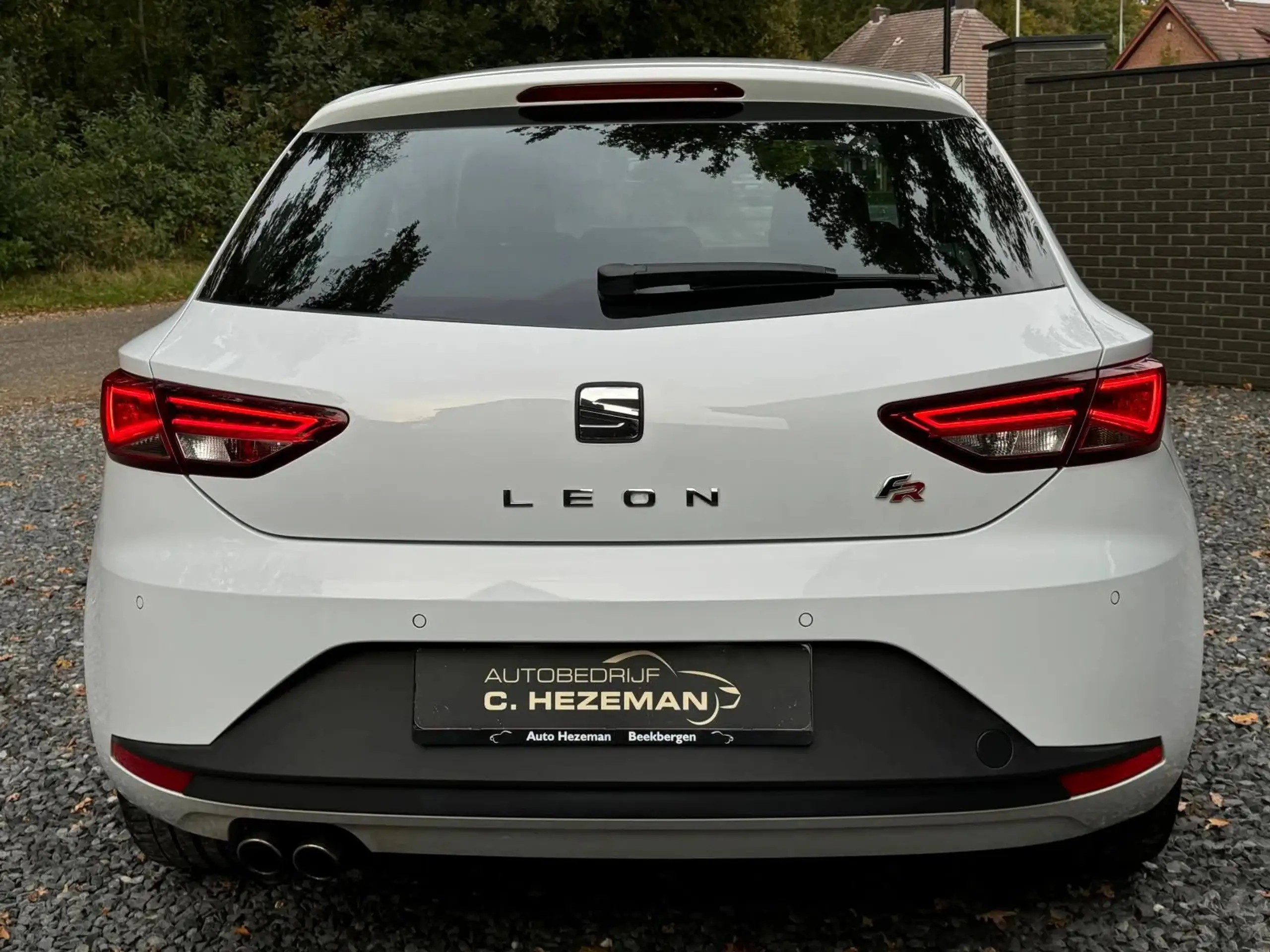 SEAT - Leon