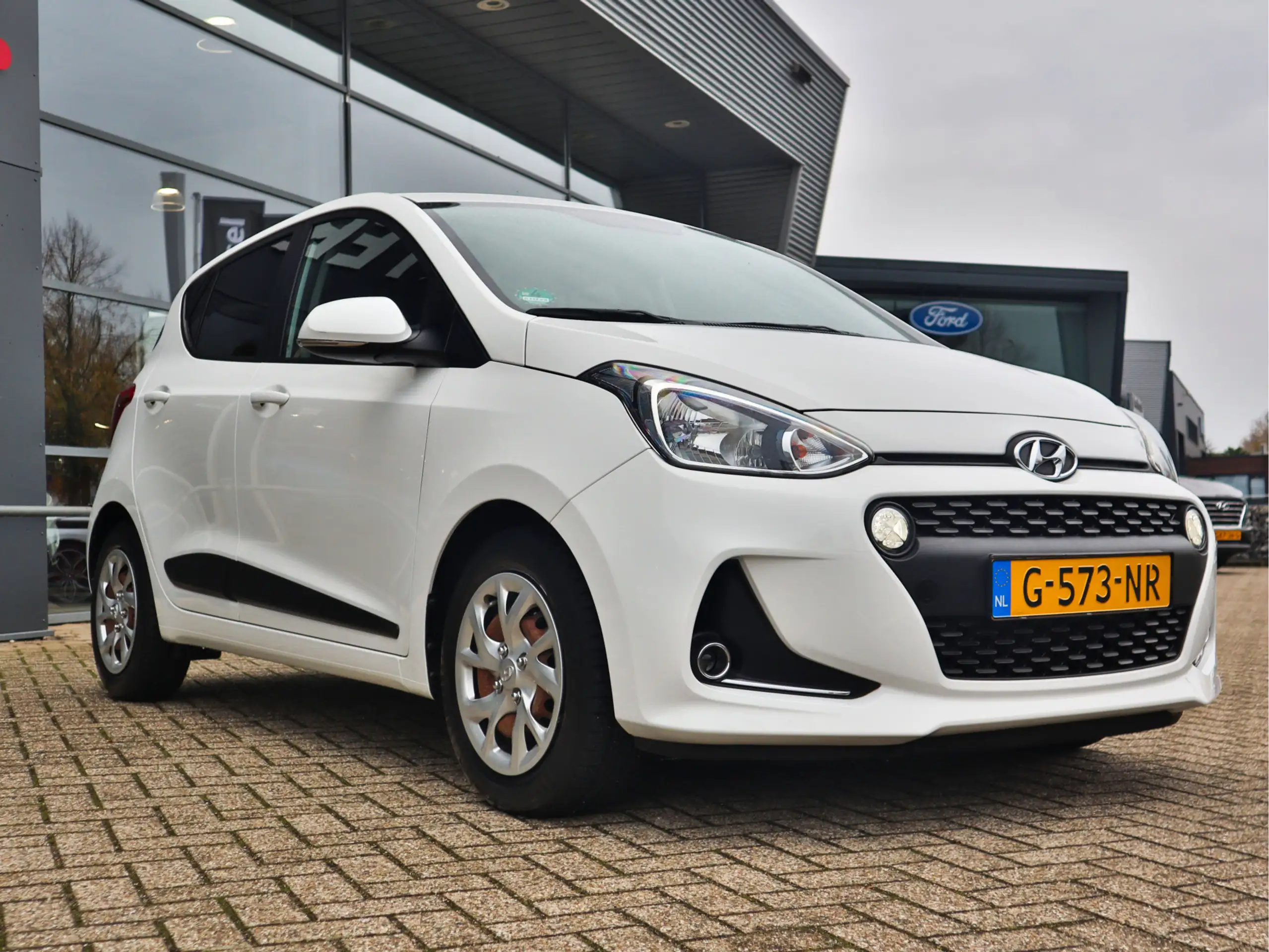 Hyundai - i10