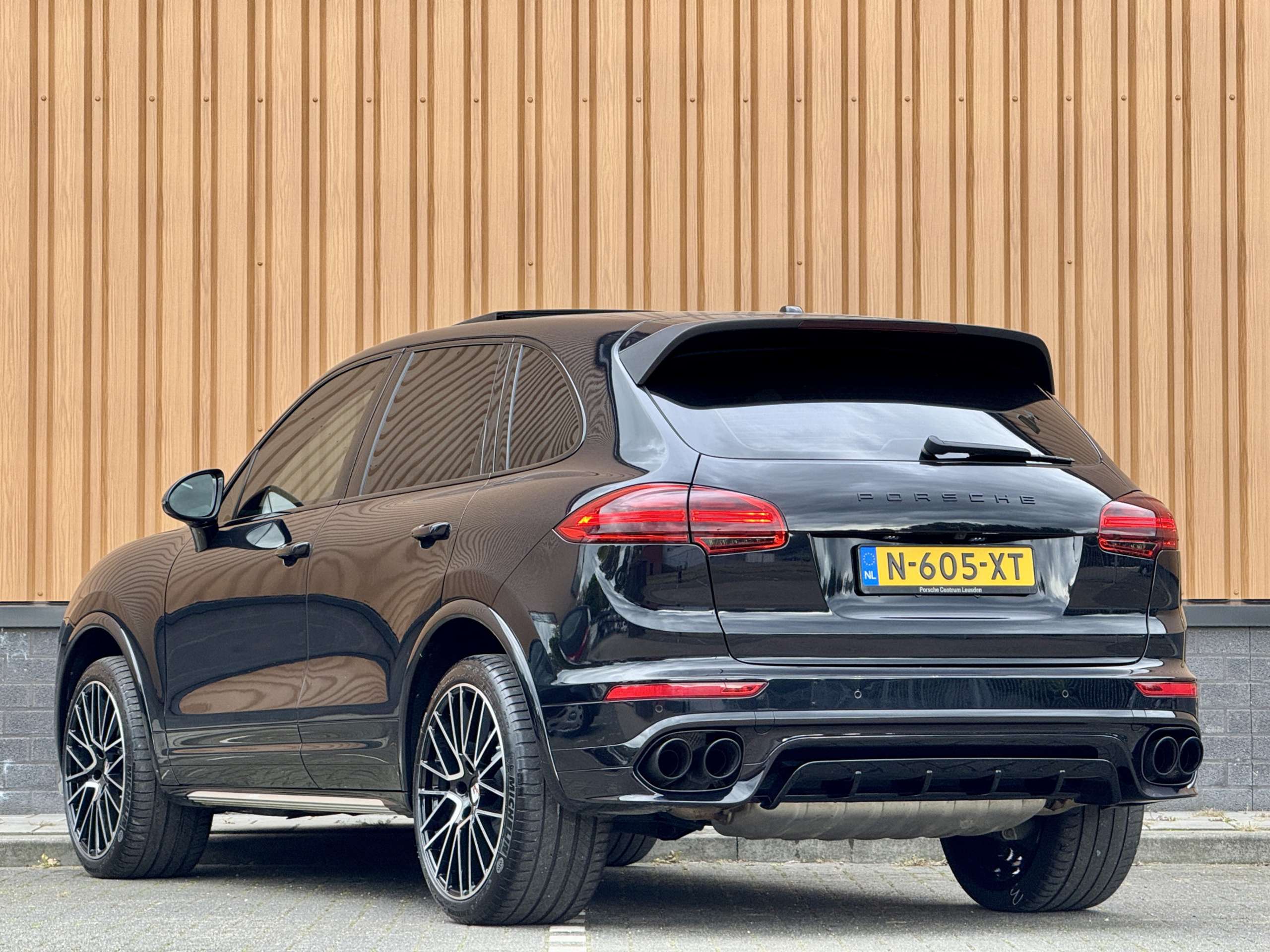 Porsche - Cayenne