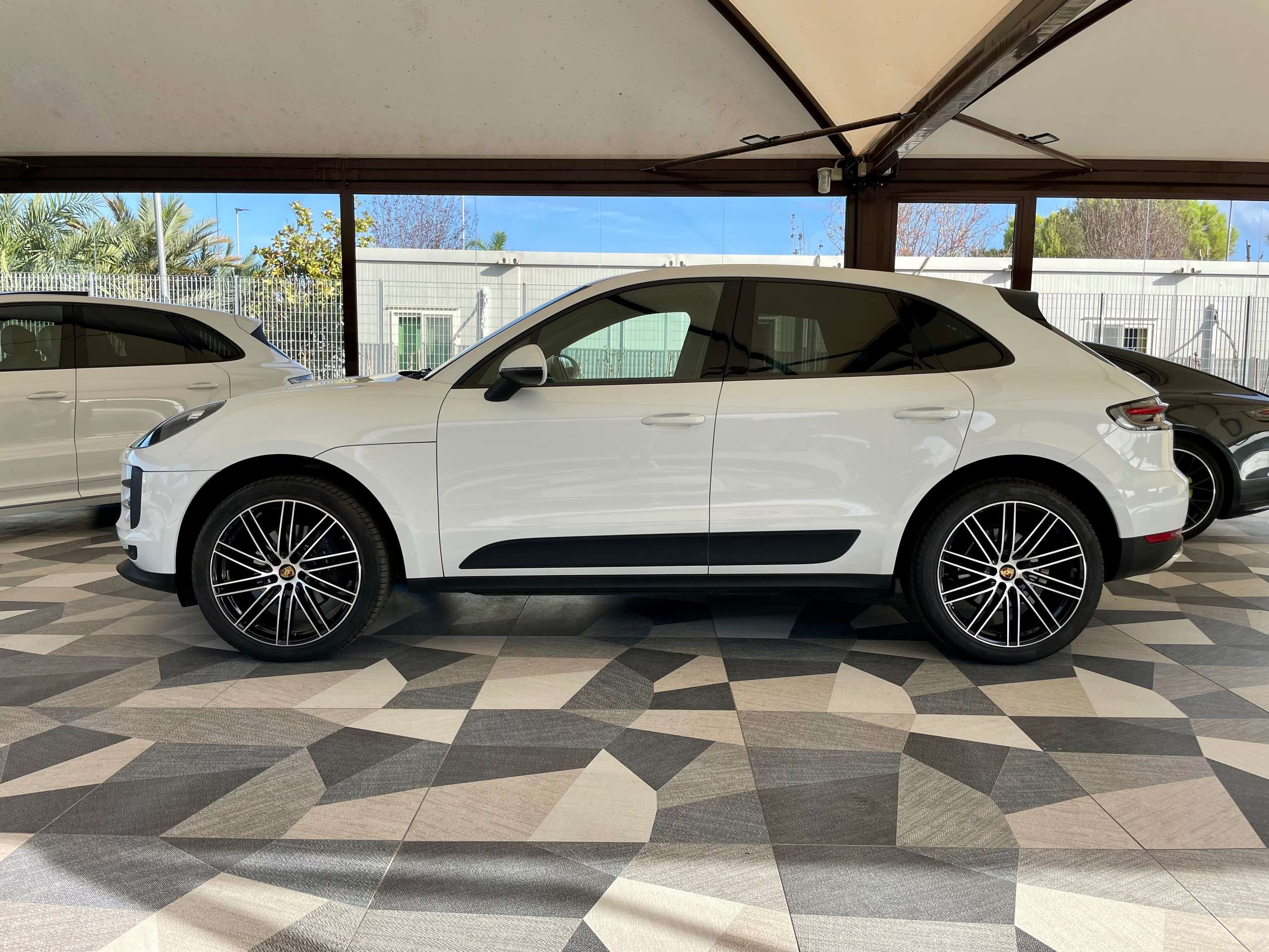 Porsche - Macan