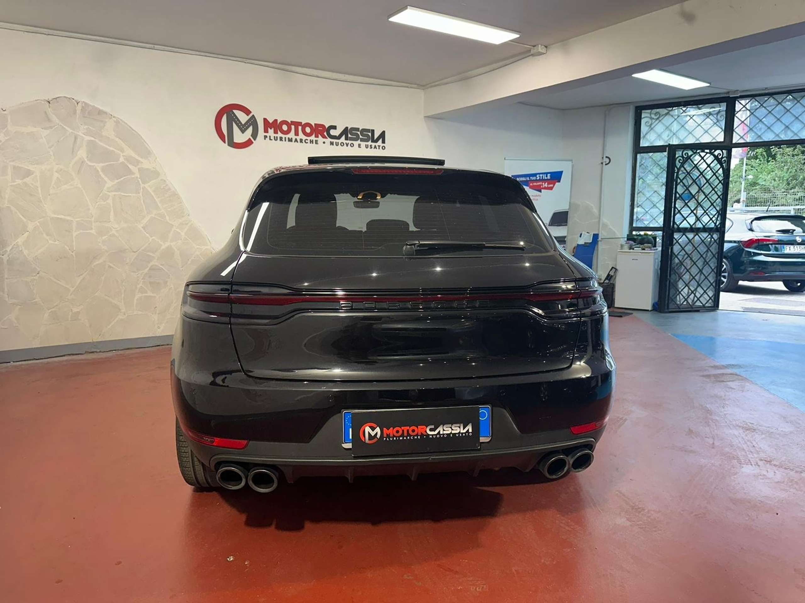 Porsche - Macan