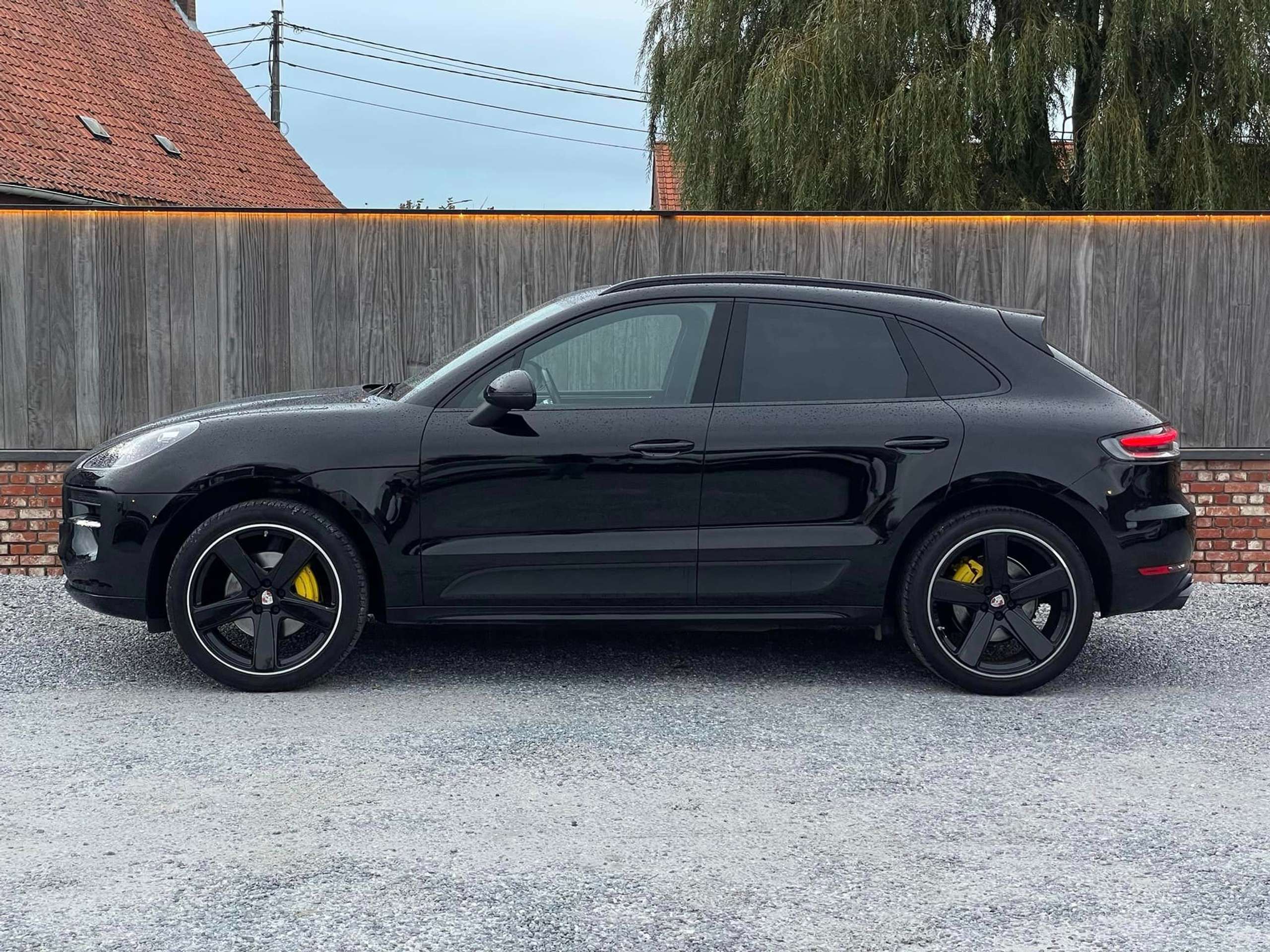 Porsche - Macan