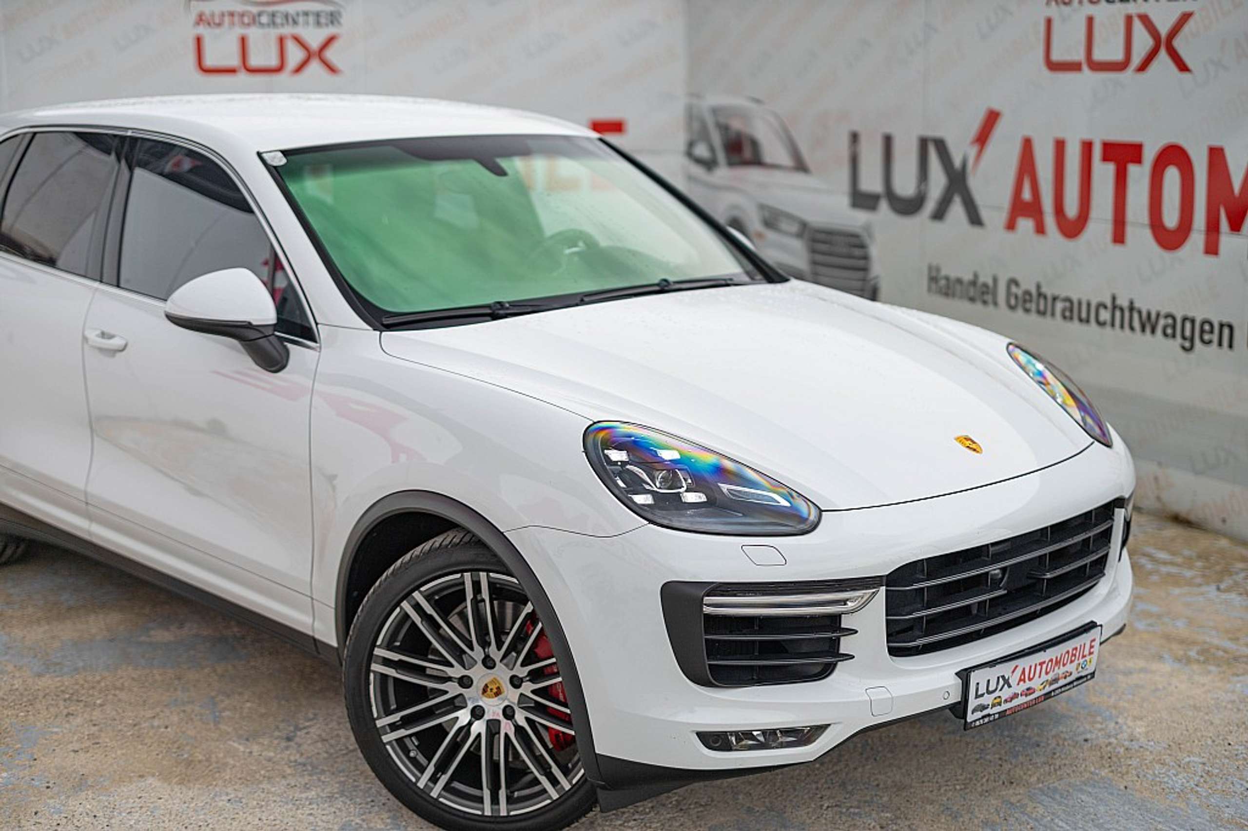 Porsche - Cayenne