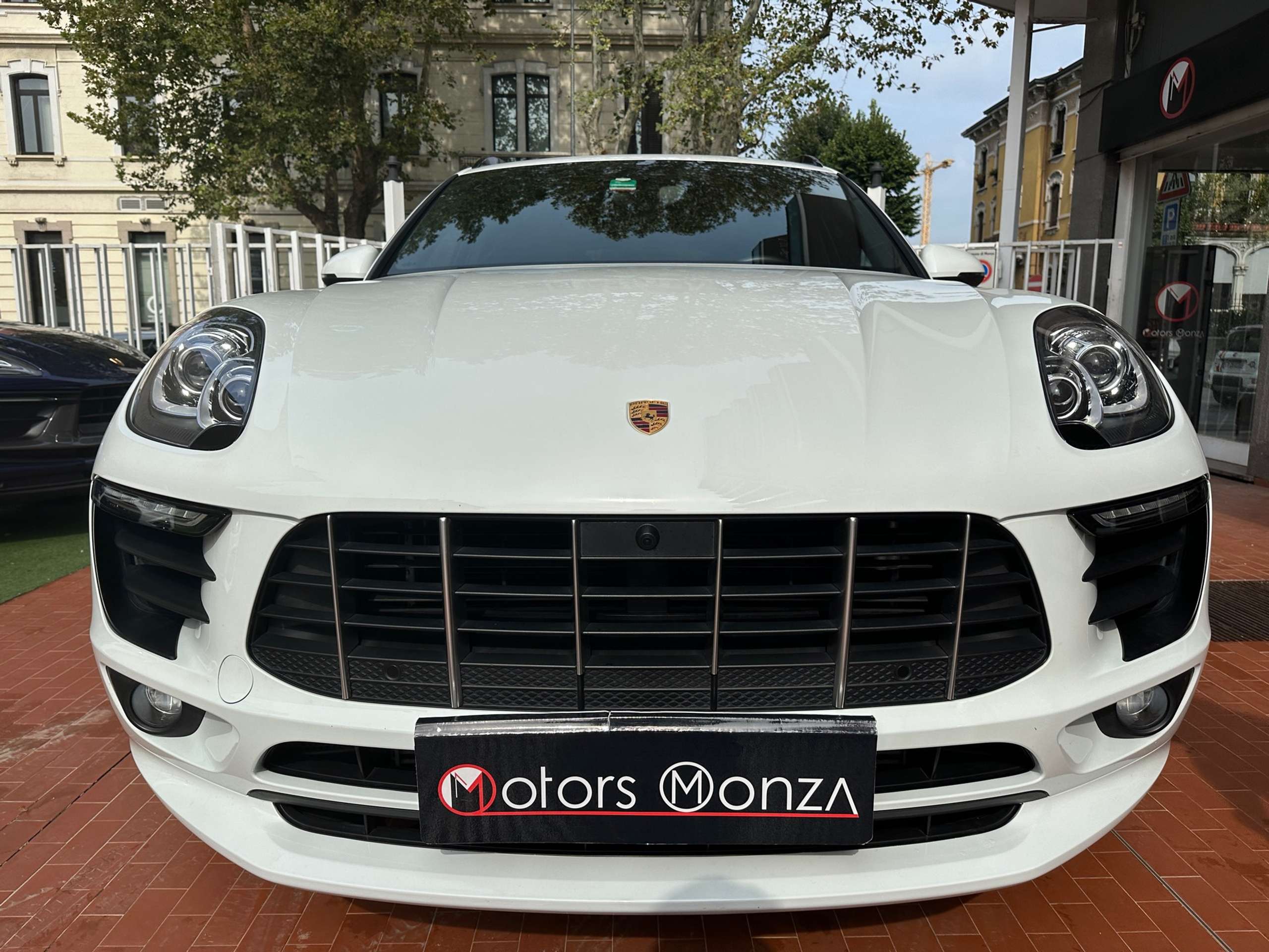 Porsche - Macan