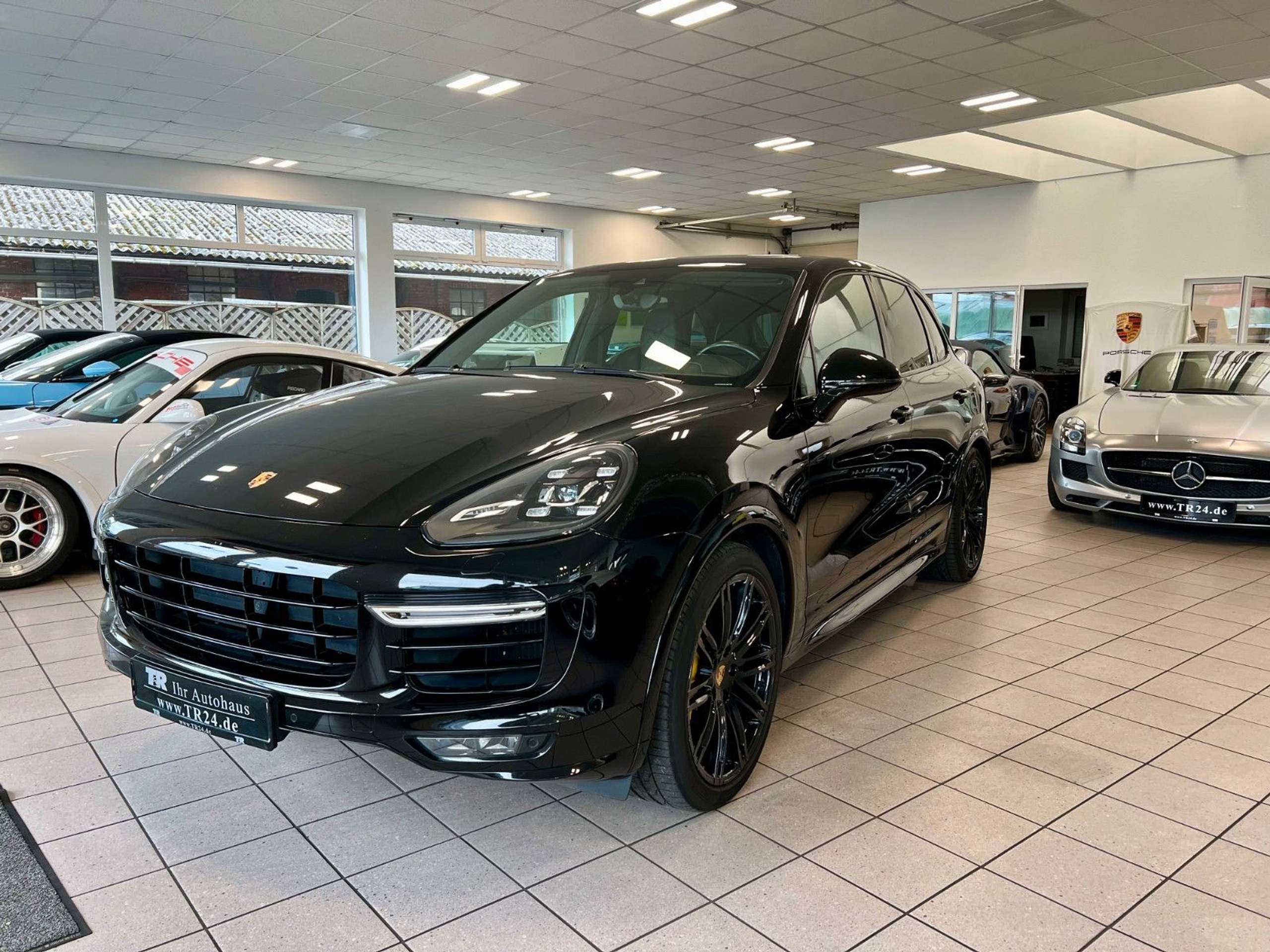 Porsche - Cayenne