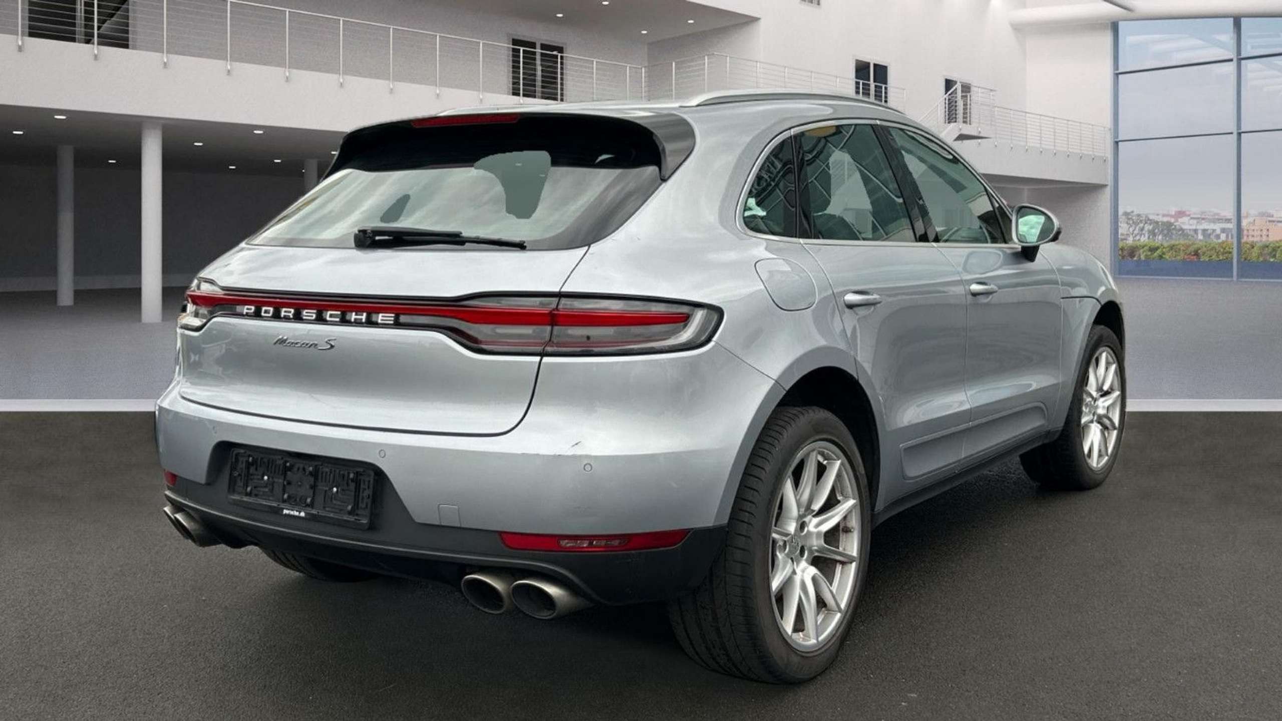 Porsche - Macan