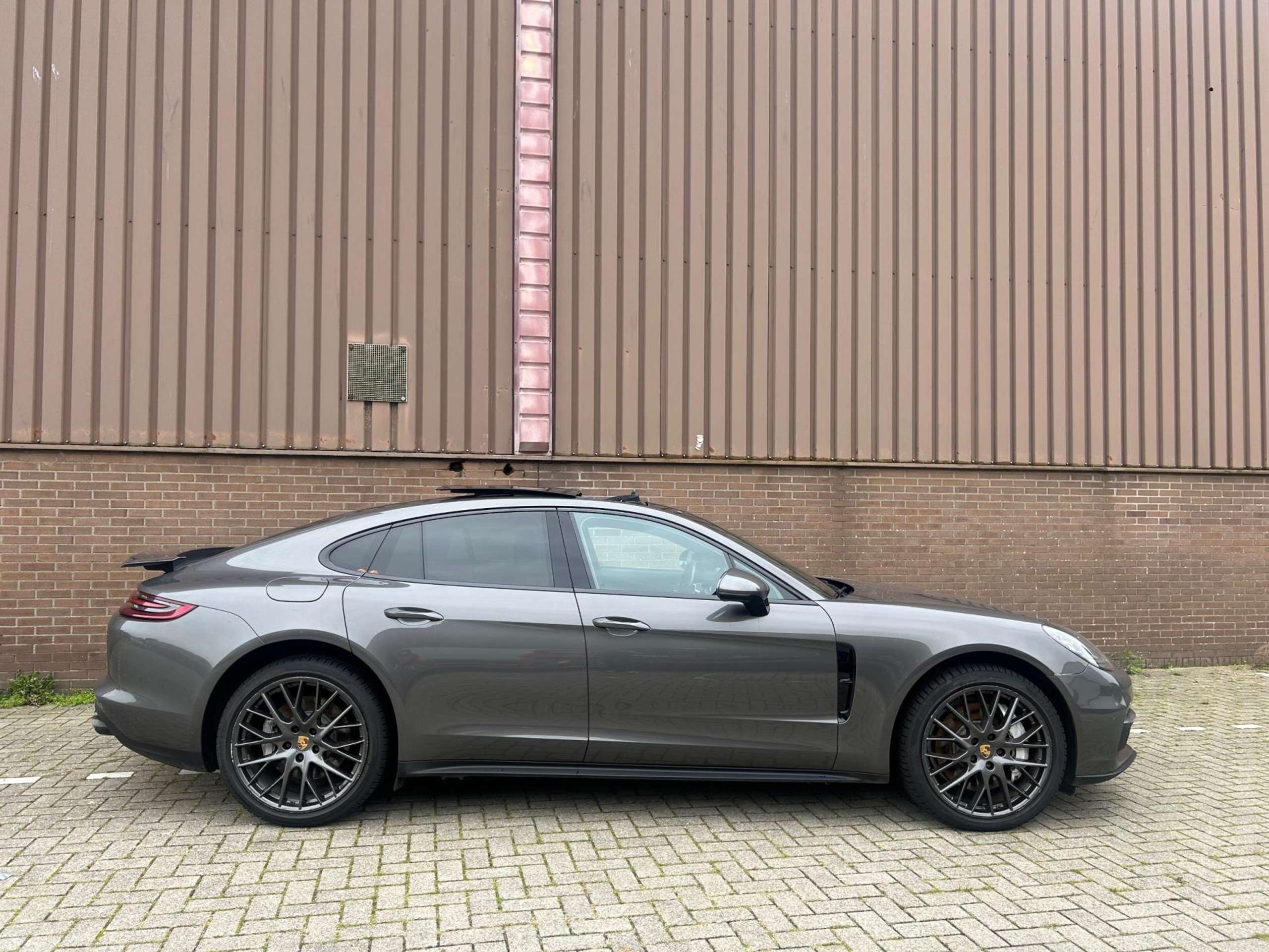 Porsche - Panamera