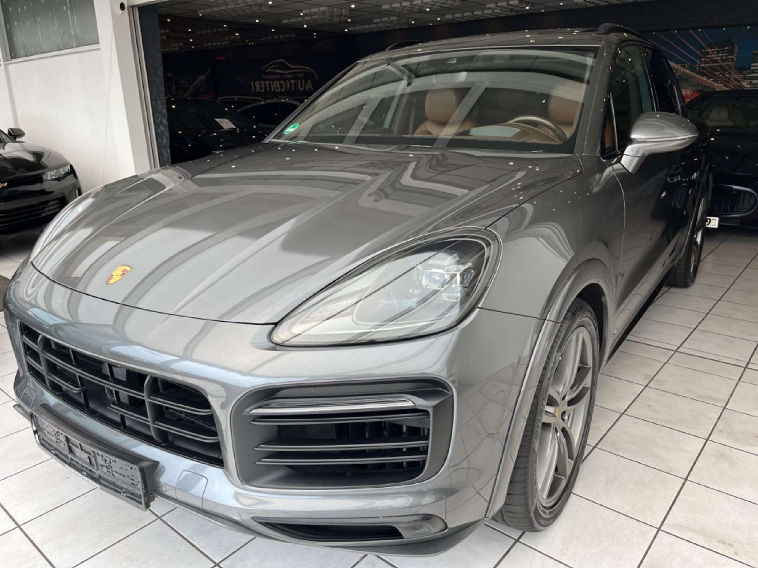 Porsche - Cayenne