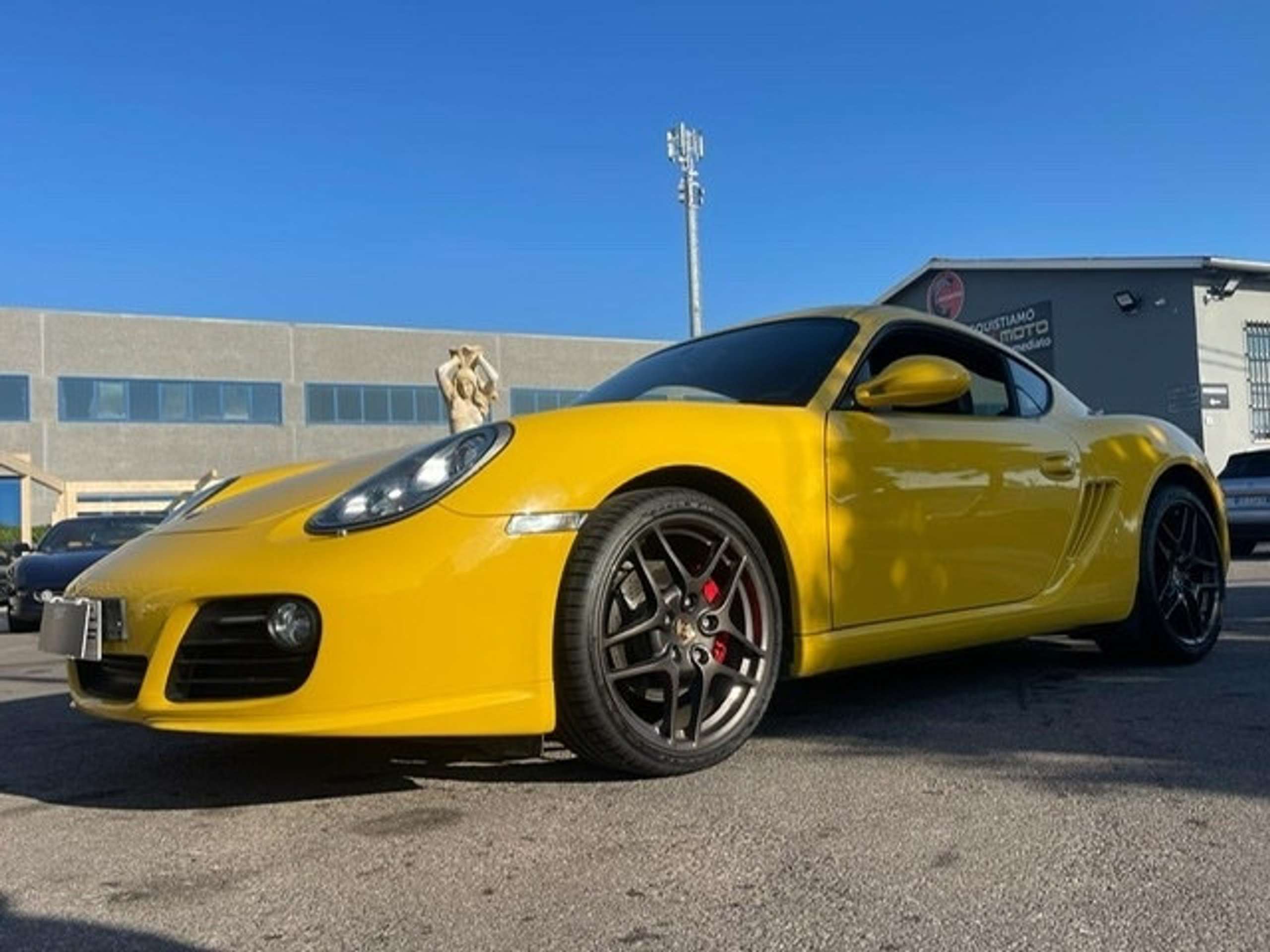 Porsche - Cayman