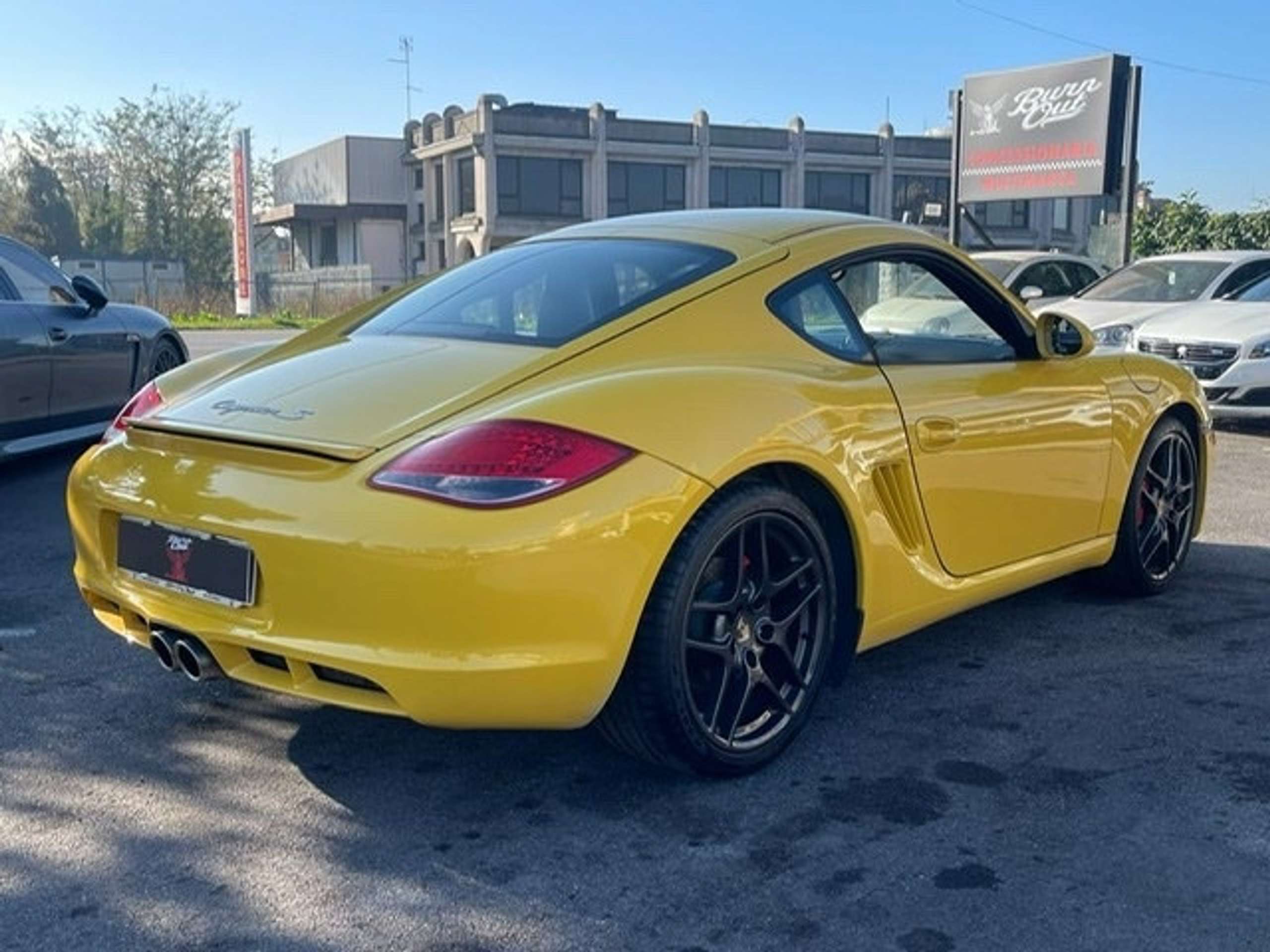 Porsche - Cayman