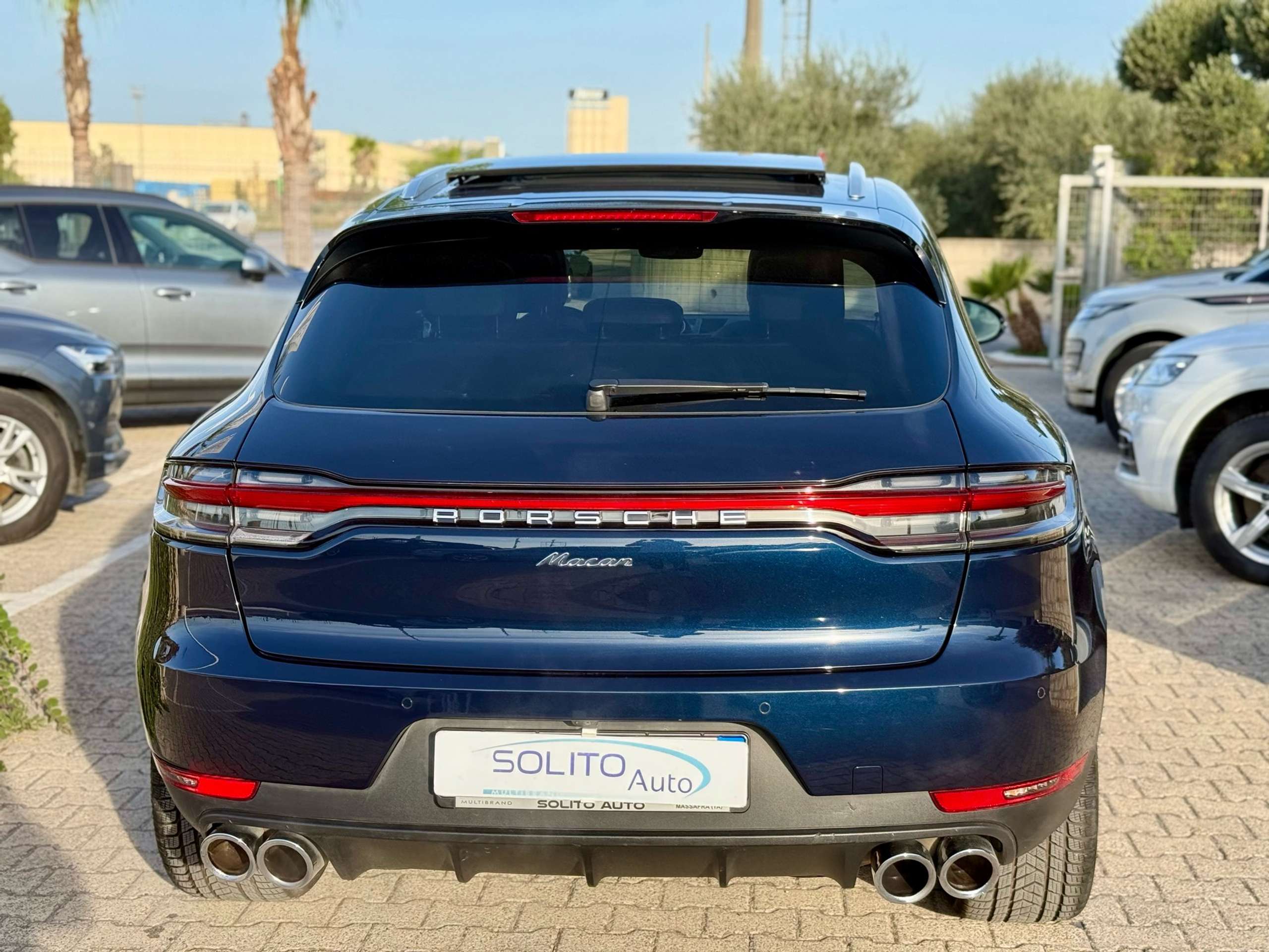 Porsche - Macan