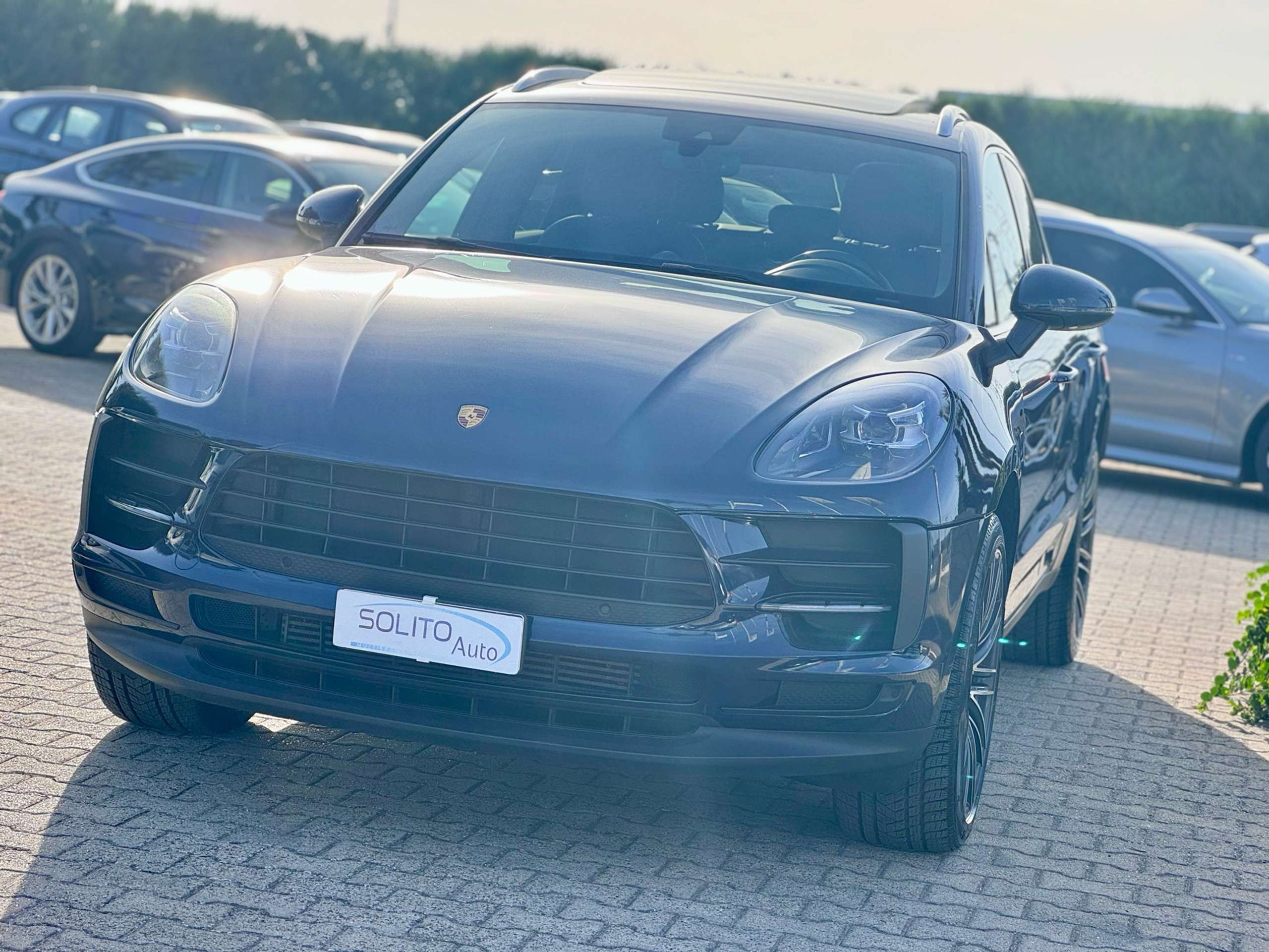 Porsche - Macan