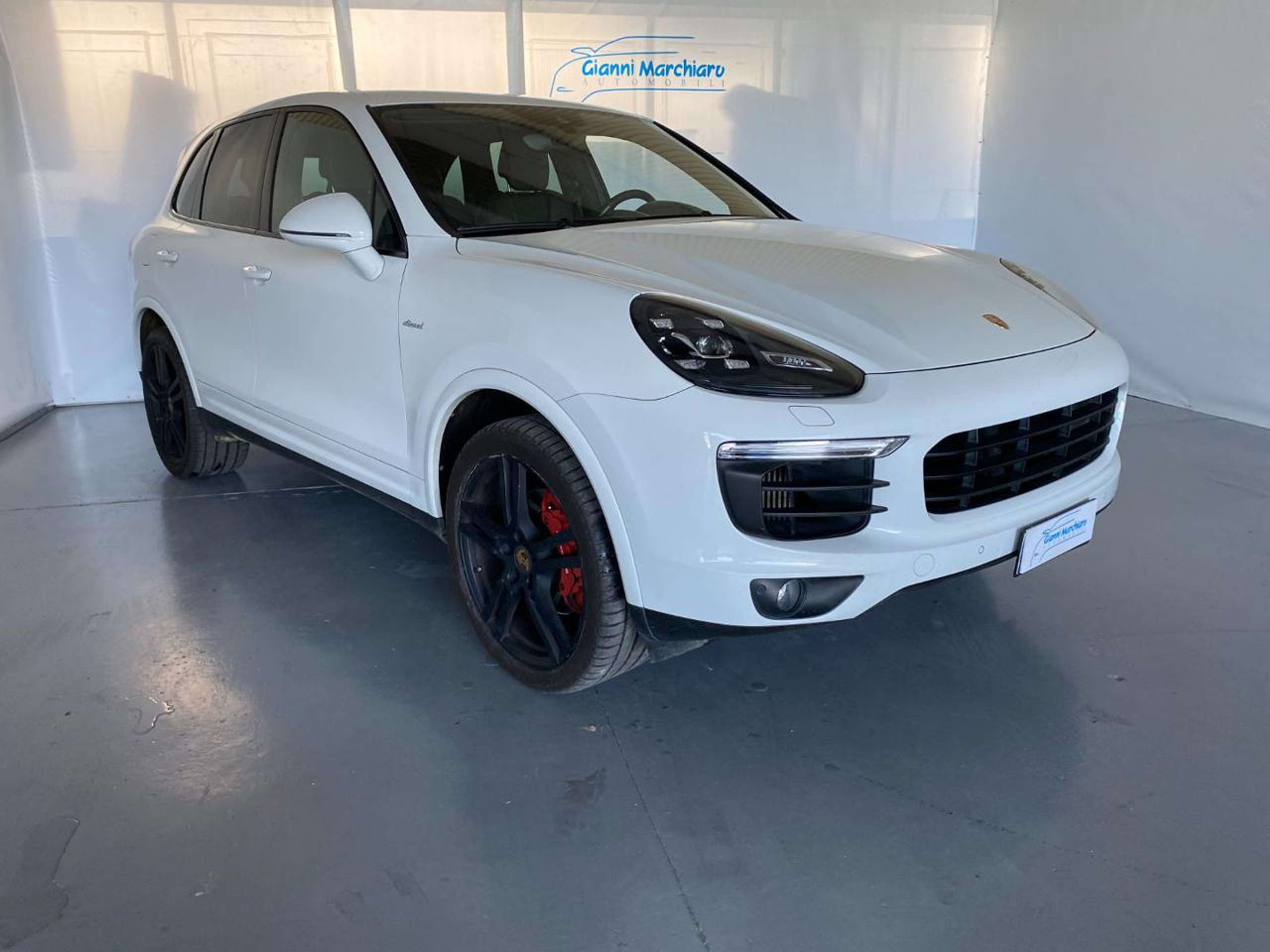 Porsche - Cayenne