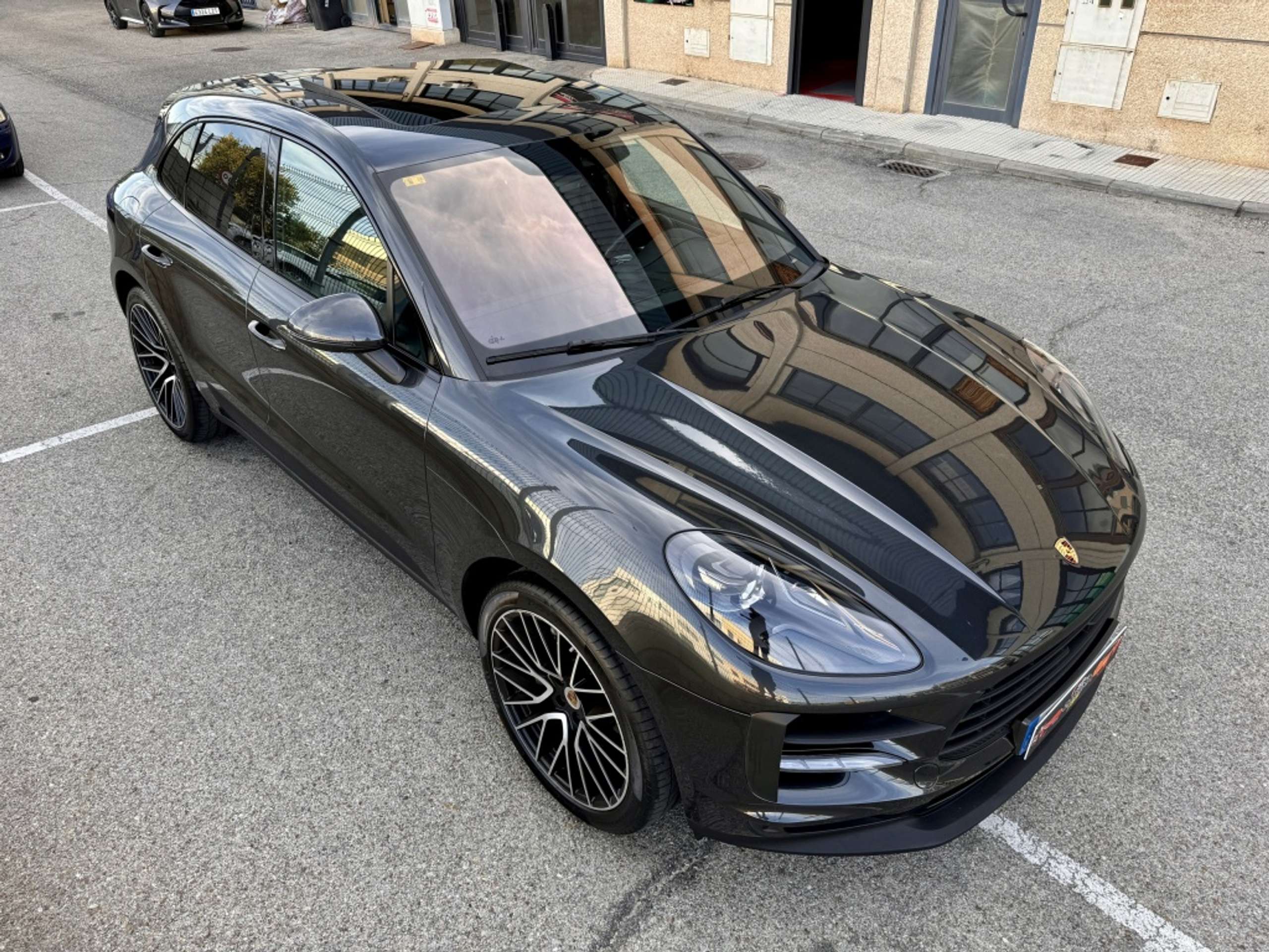 Porsche - Macan