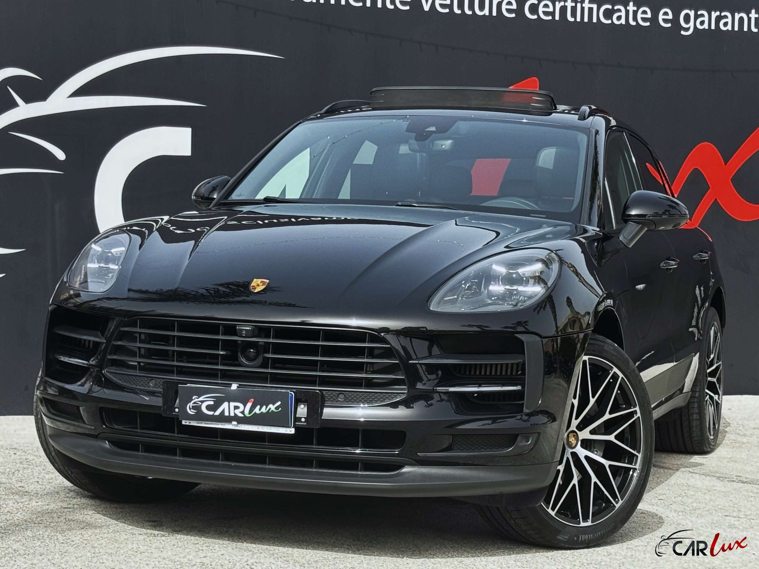 Porsche - Macan