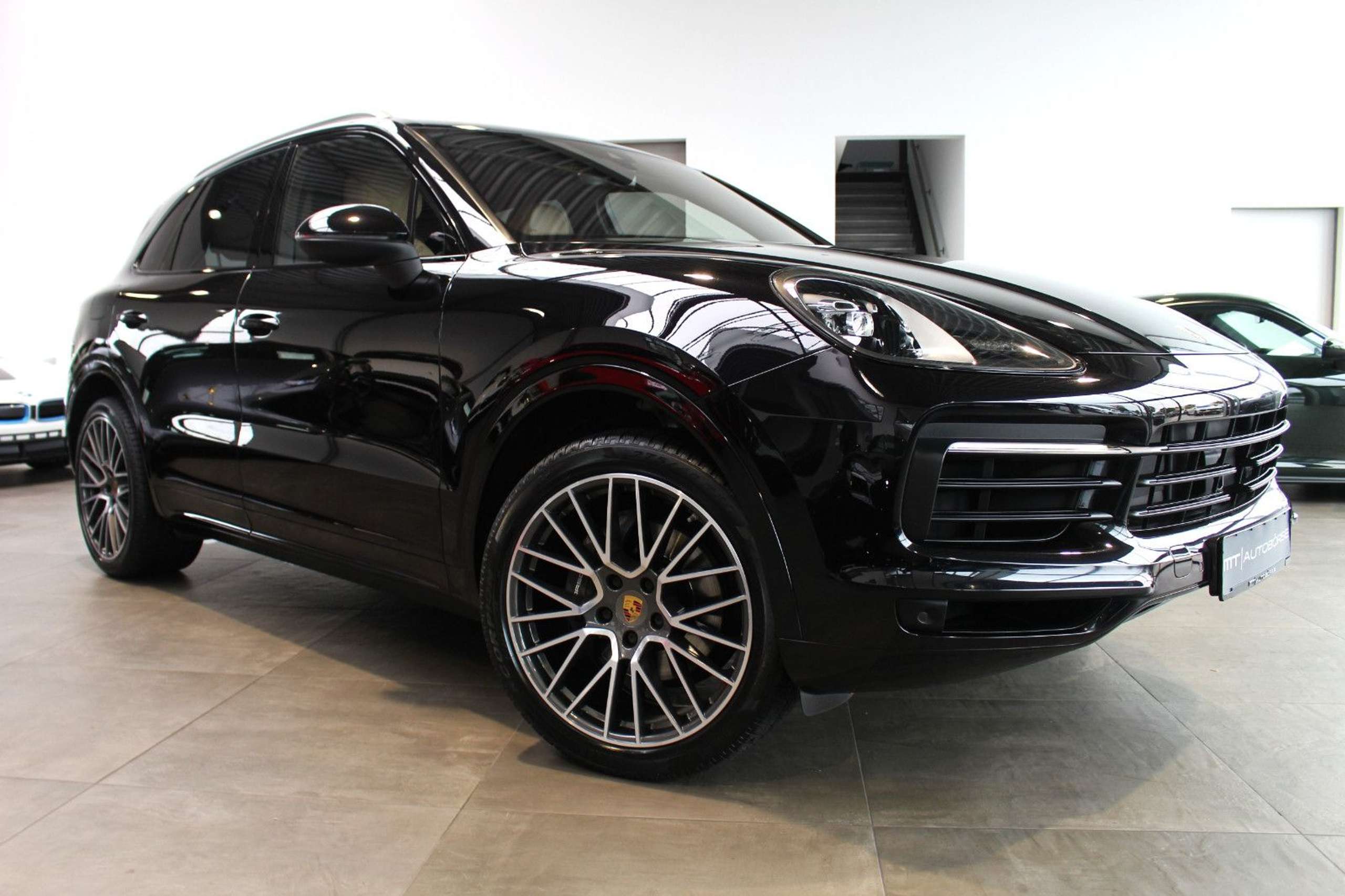 Porsche - Cayenne