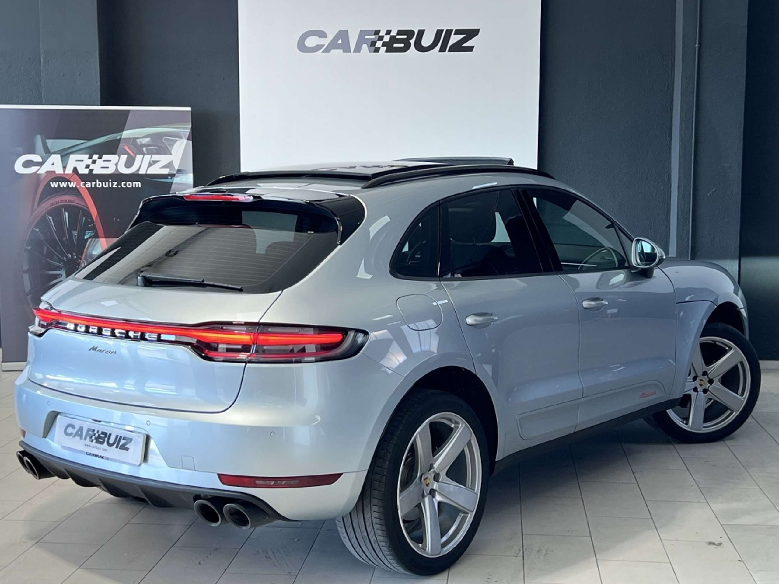 Porsche - Macan