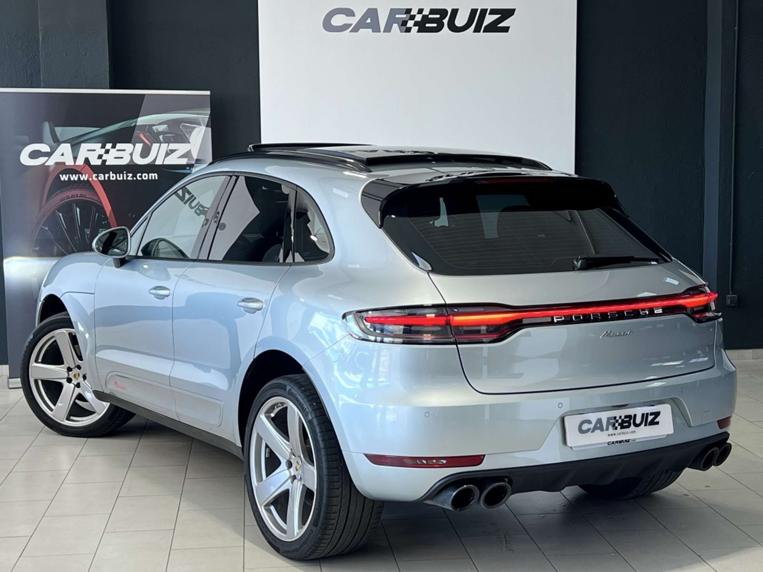 Porsche - Macan