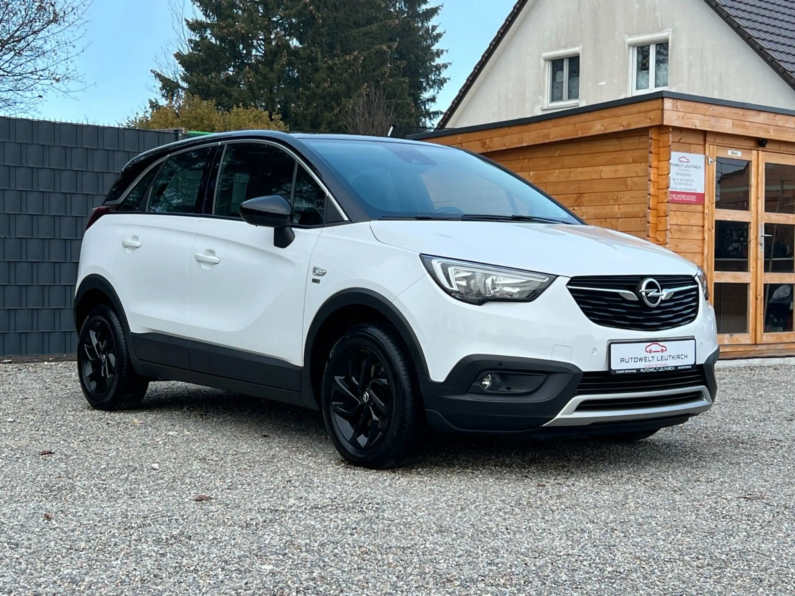 Opel - Crossland X