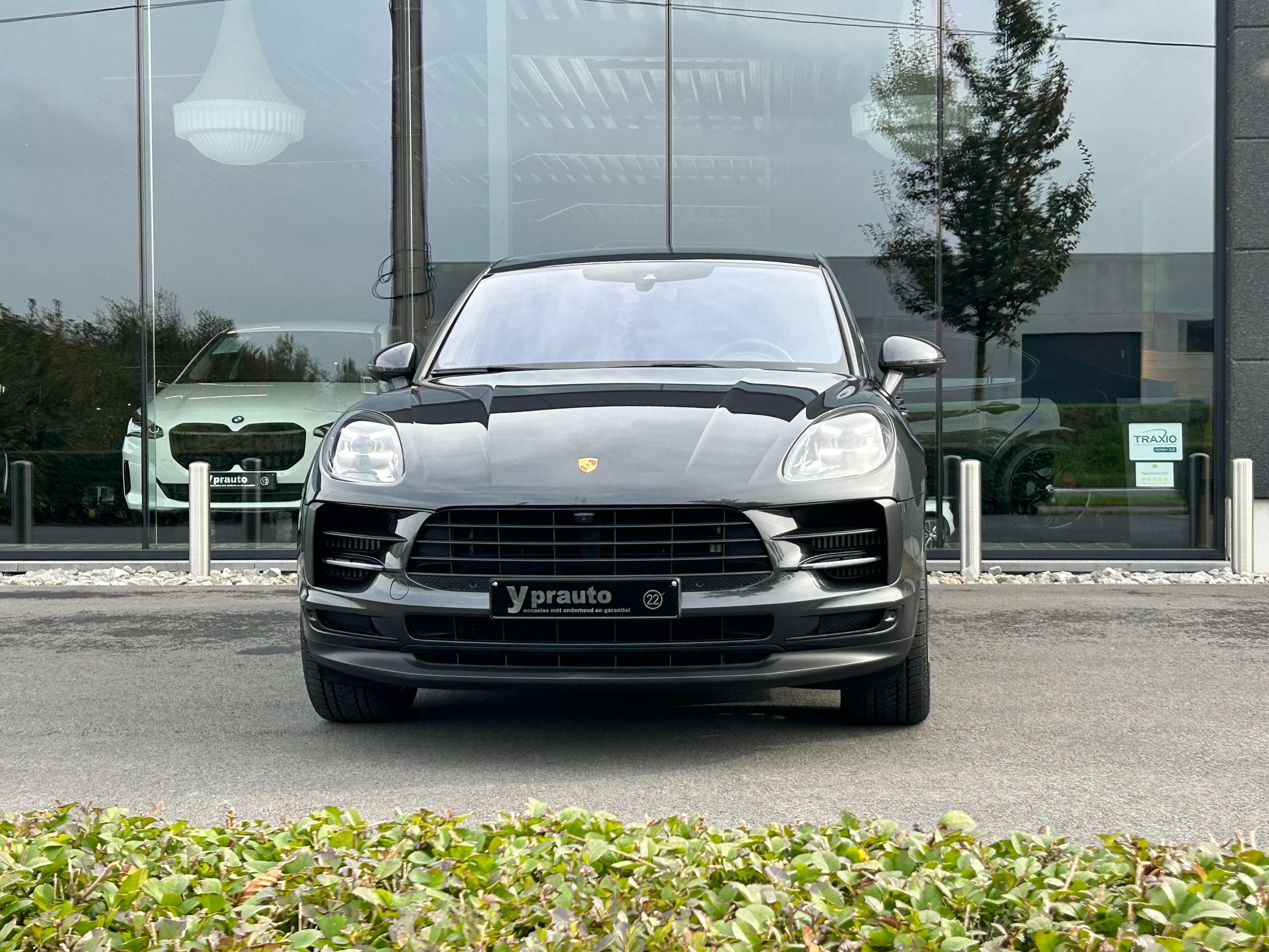 Porsche - Macan