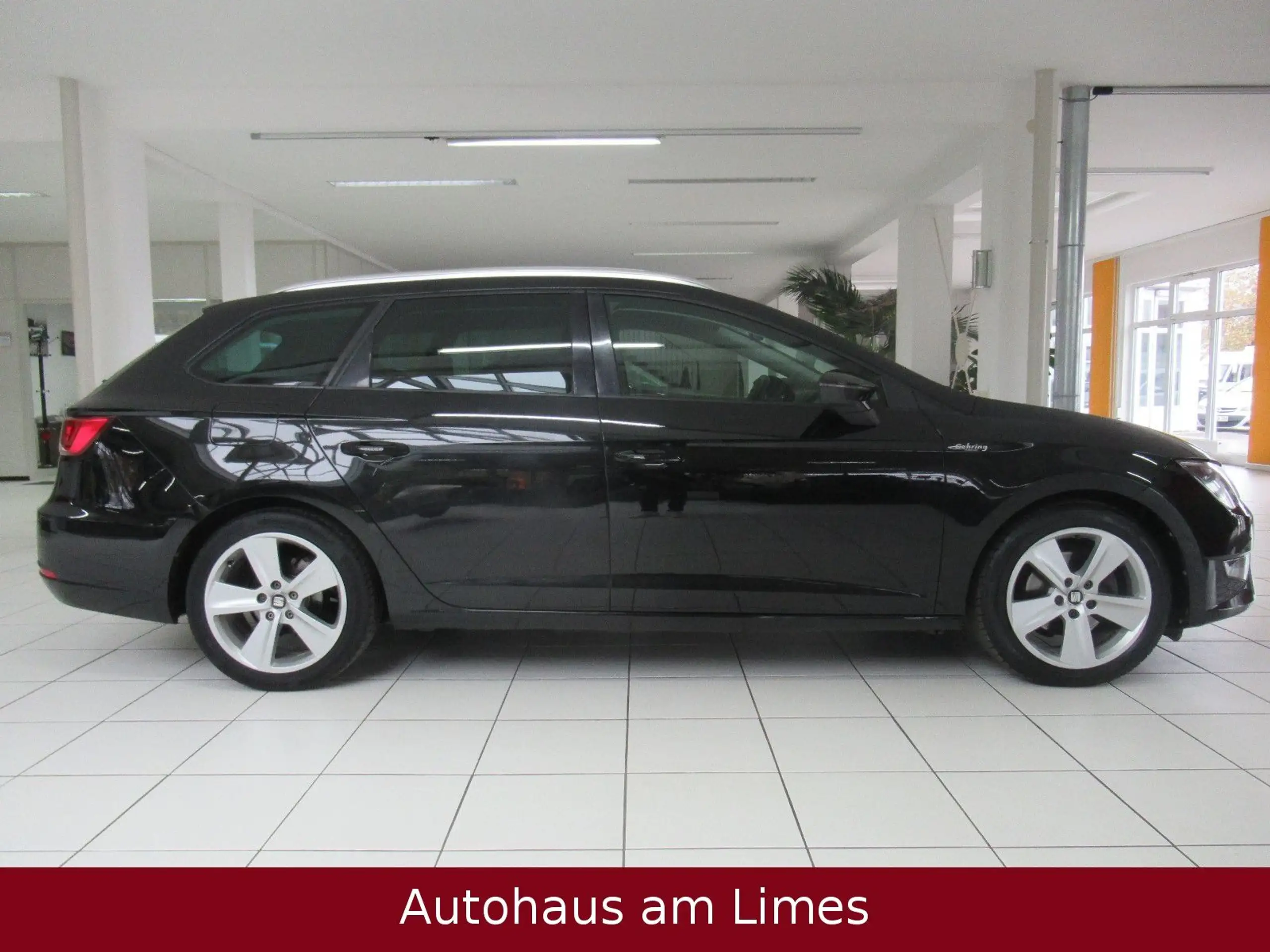 SEAT - Leon