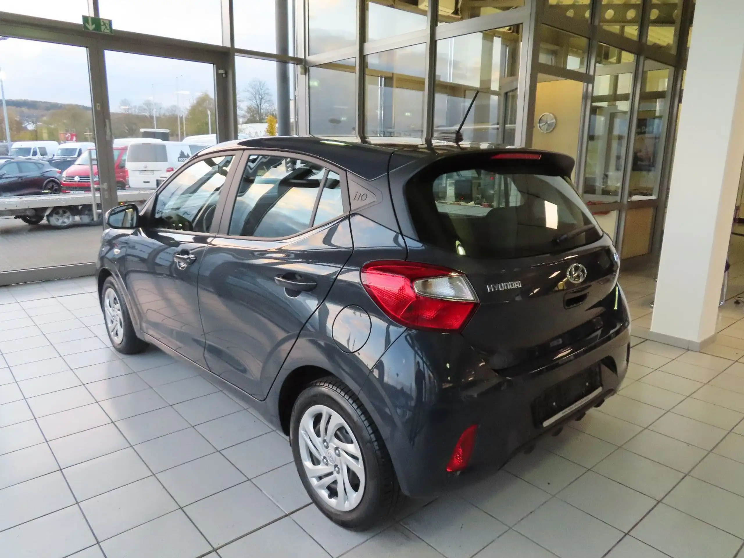 Hyundai - i10