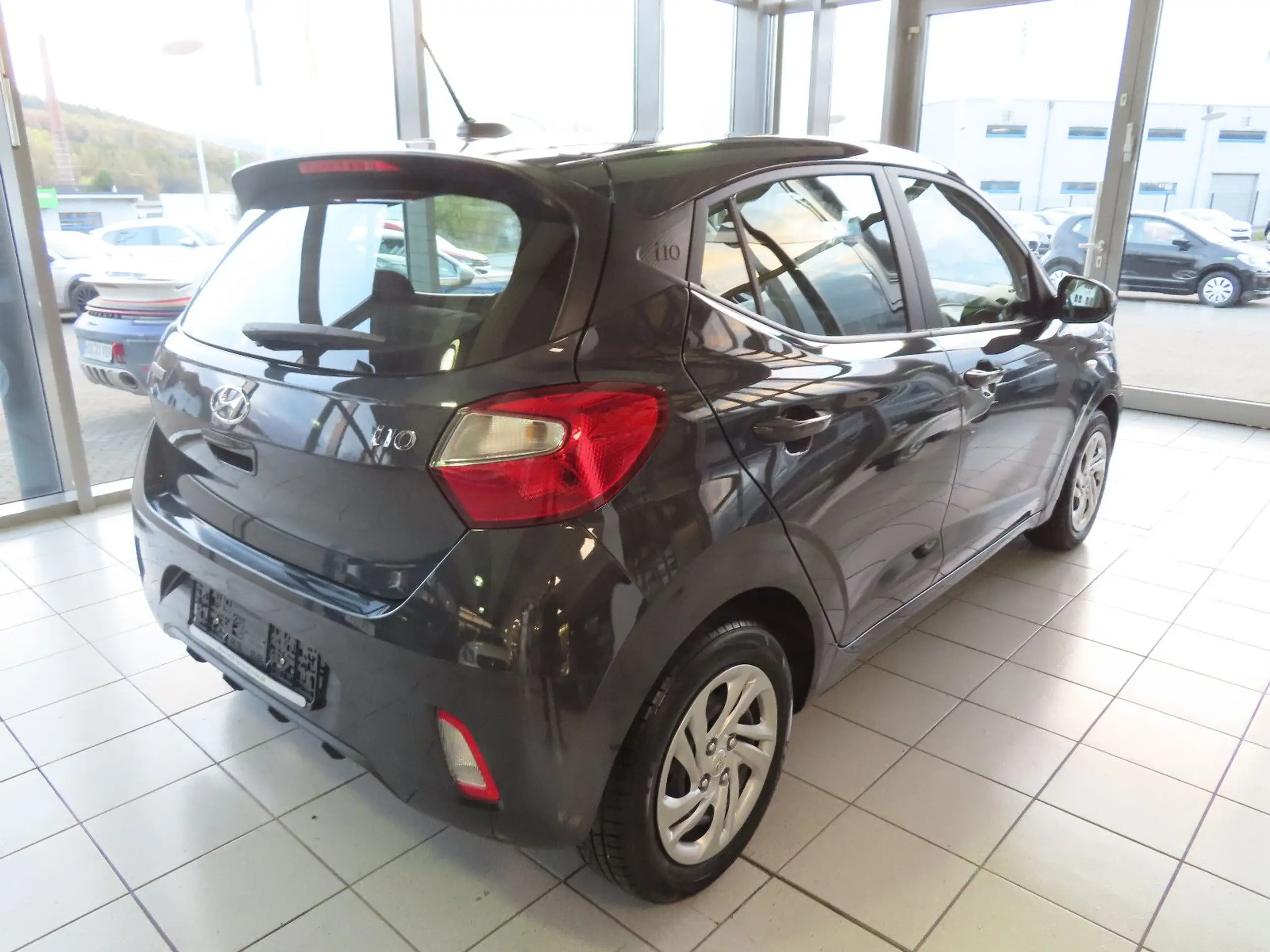 Hyundai - i10