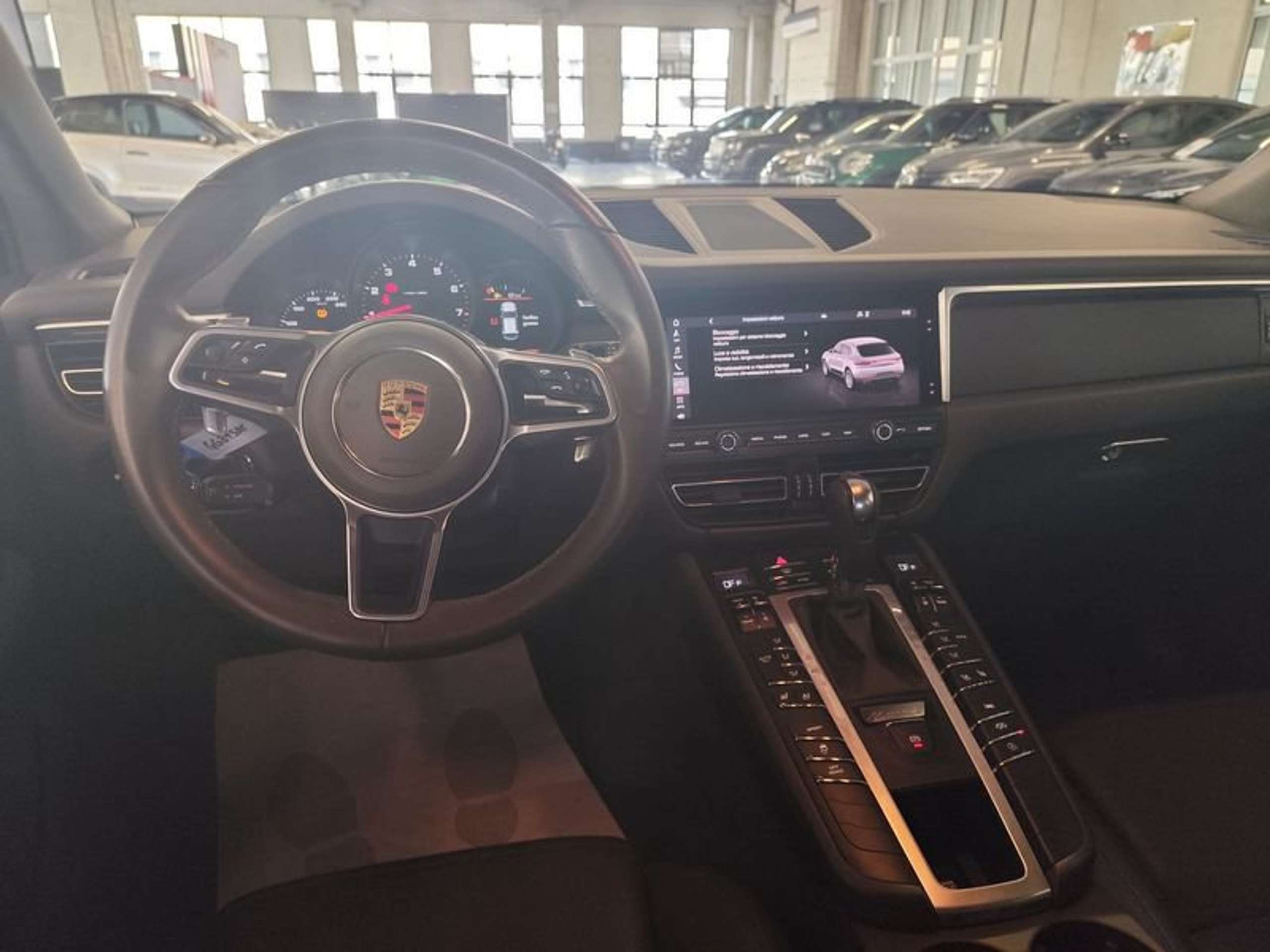 Porsche - Macan