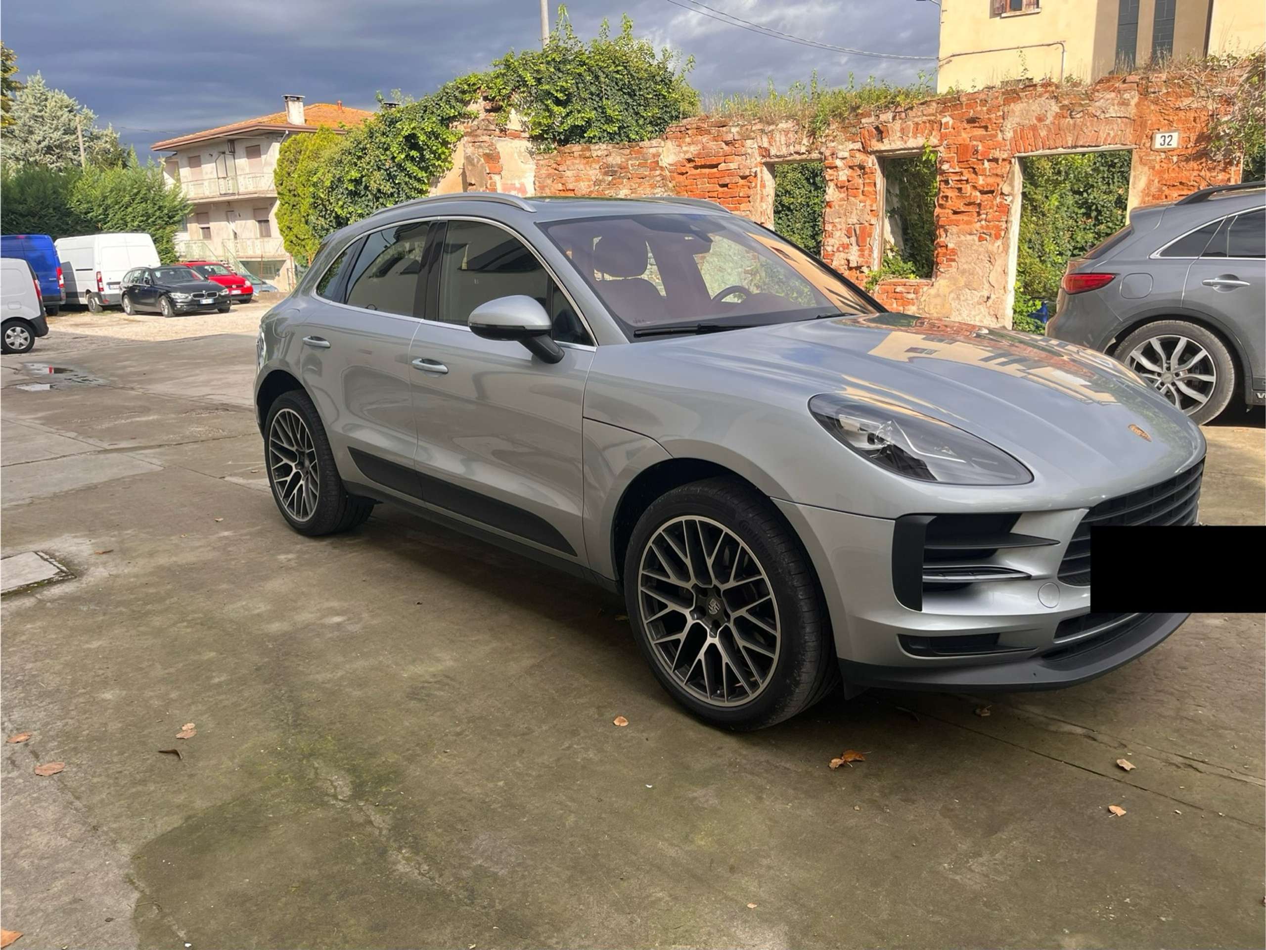 Porsche - Macan