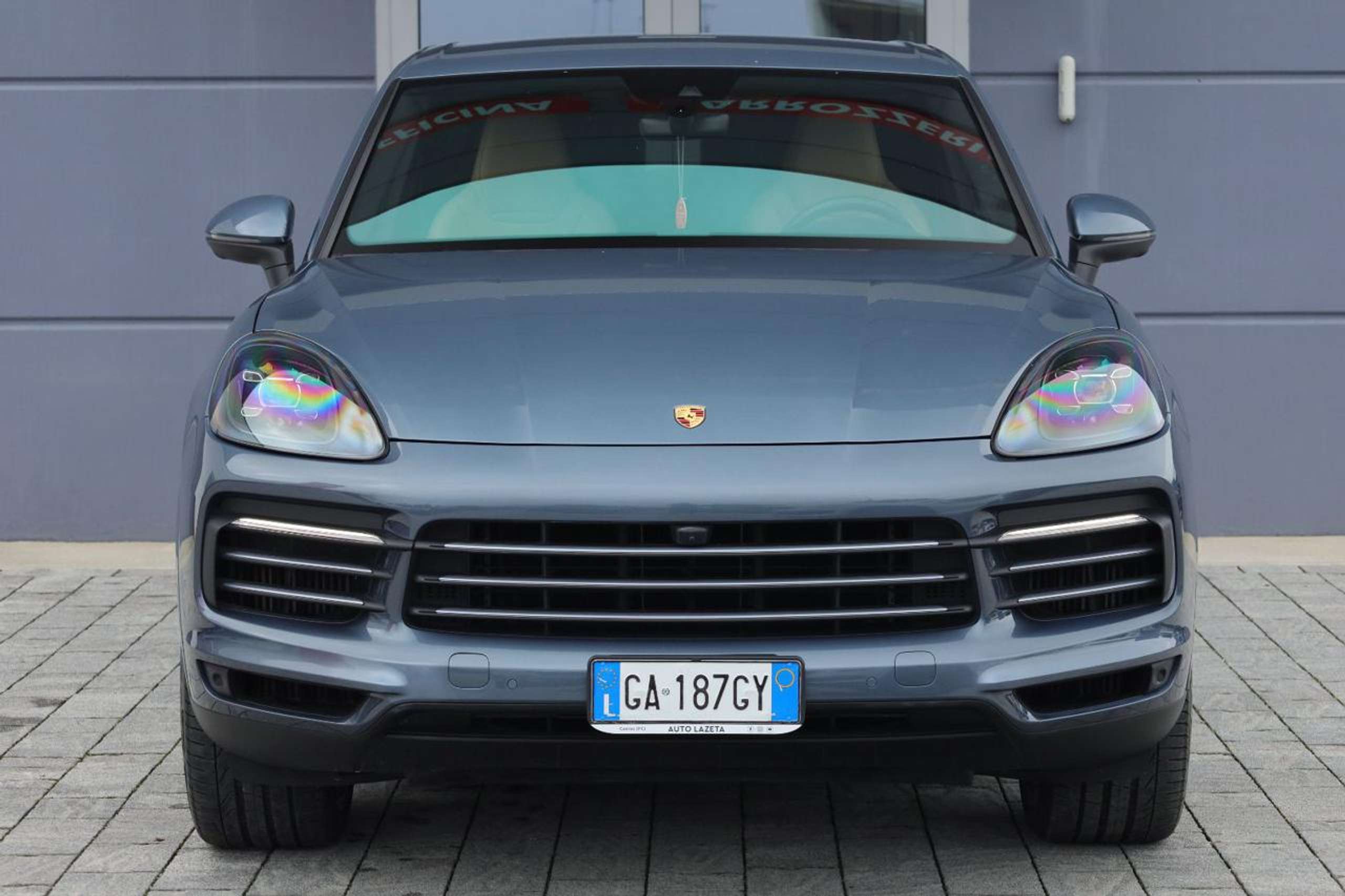 Porsche - Cayenne