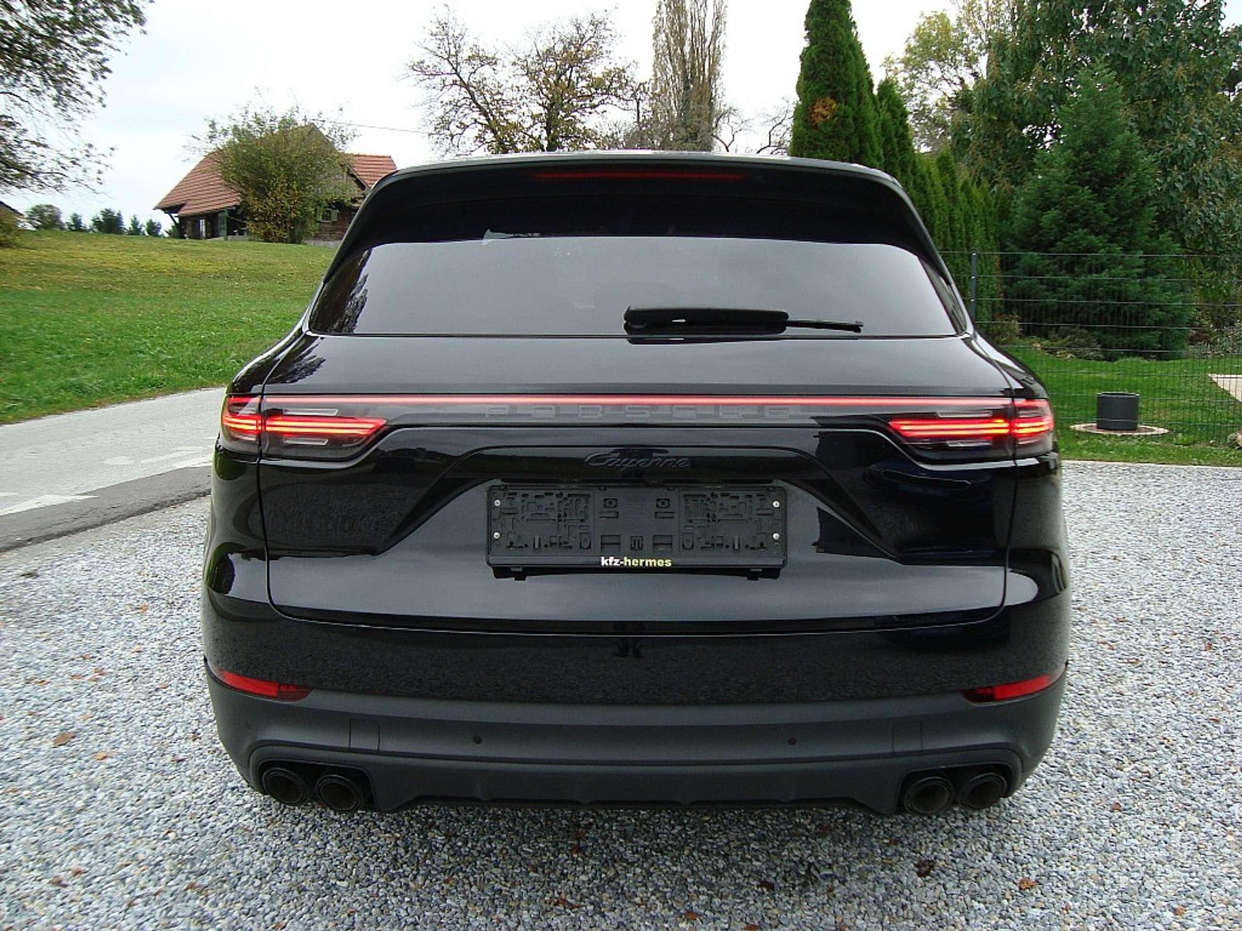 Porsche - Cayenne