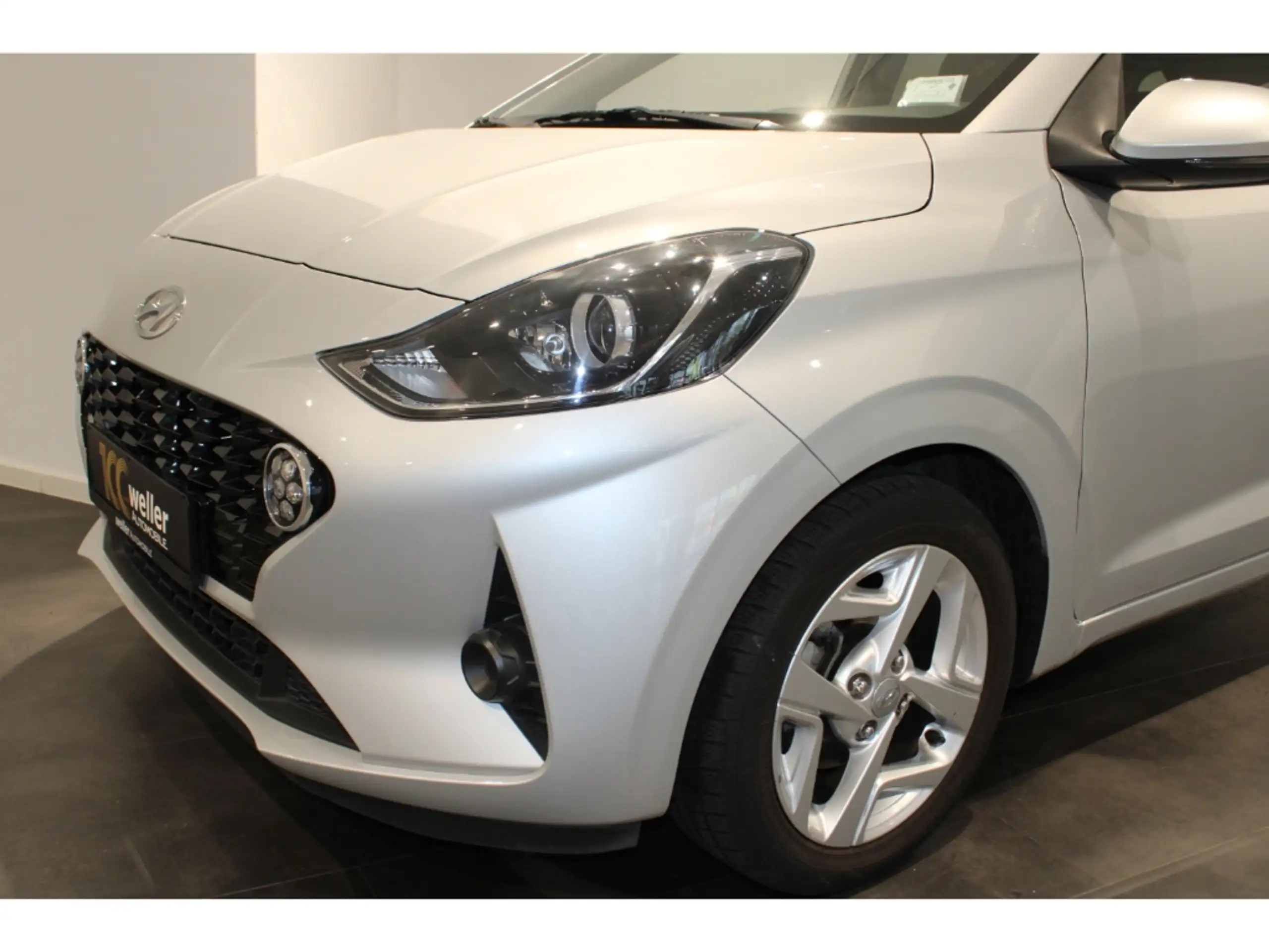 Hyundai - i10