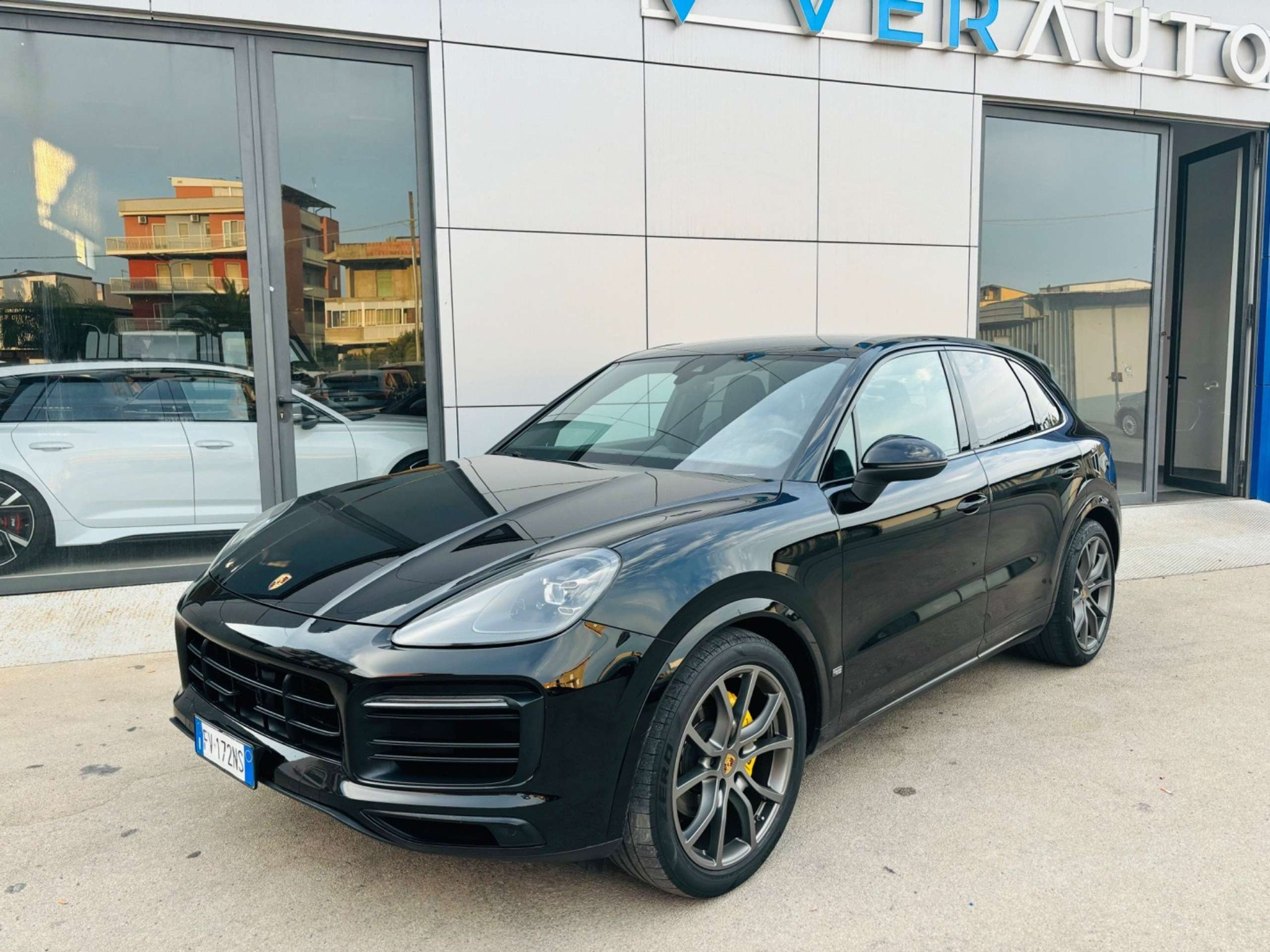 Porsche - Cayenne