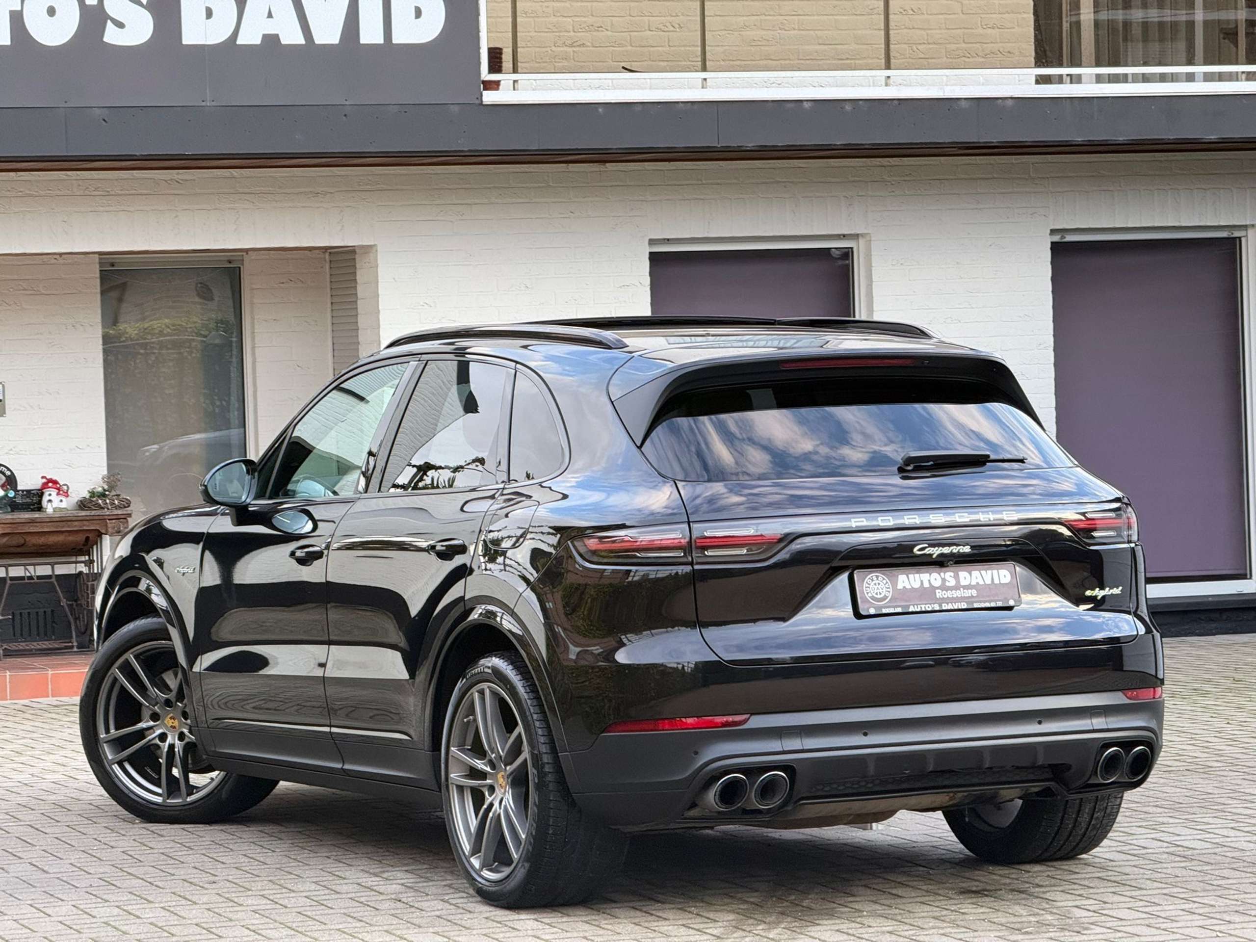 Porsche - Cayenne