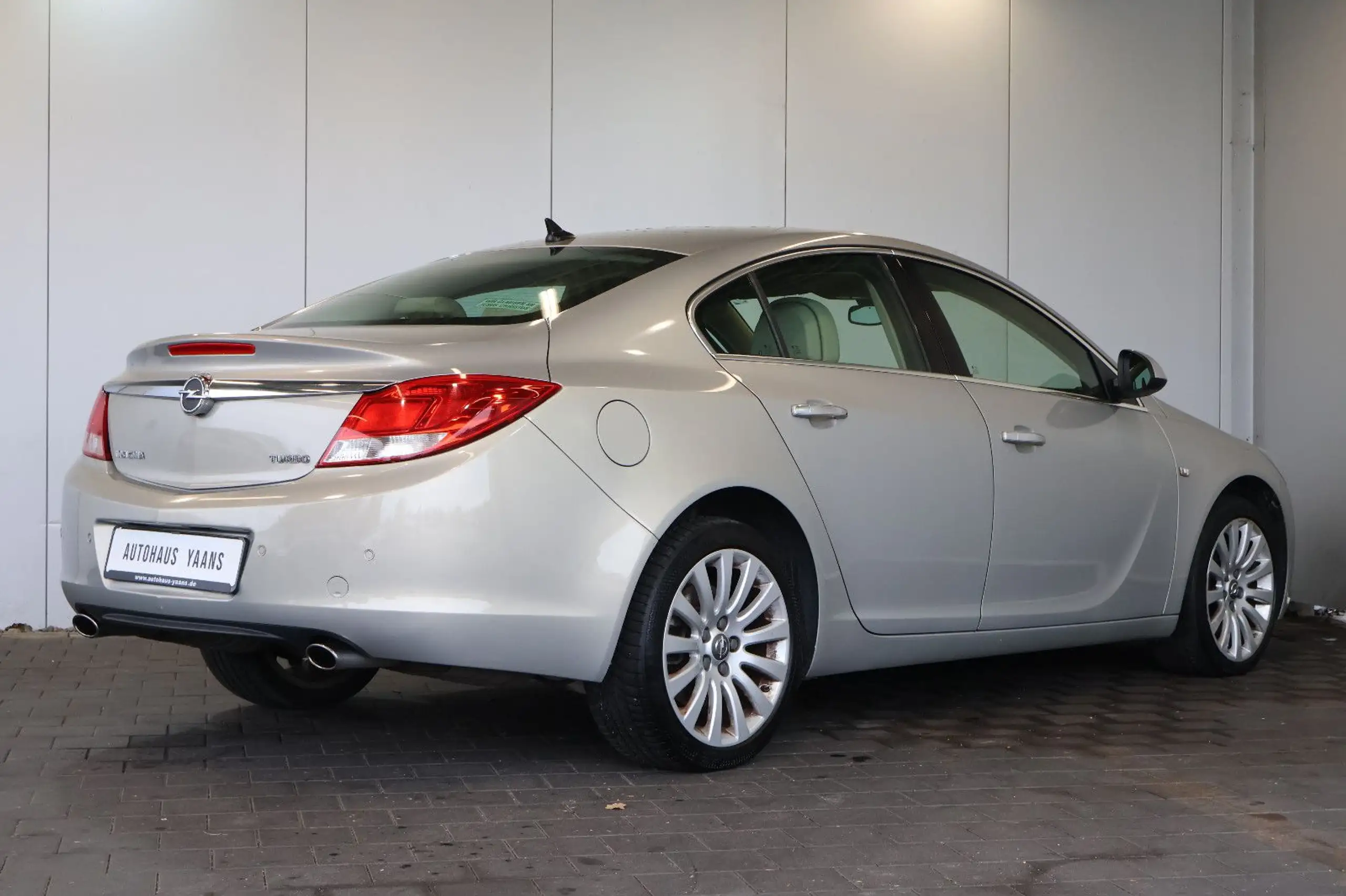 Opel - Insignia