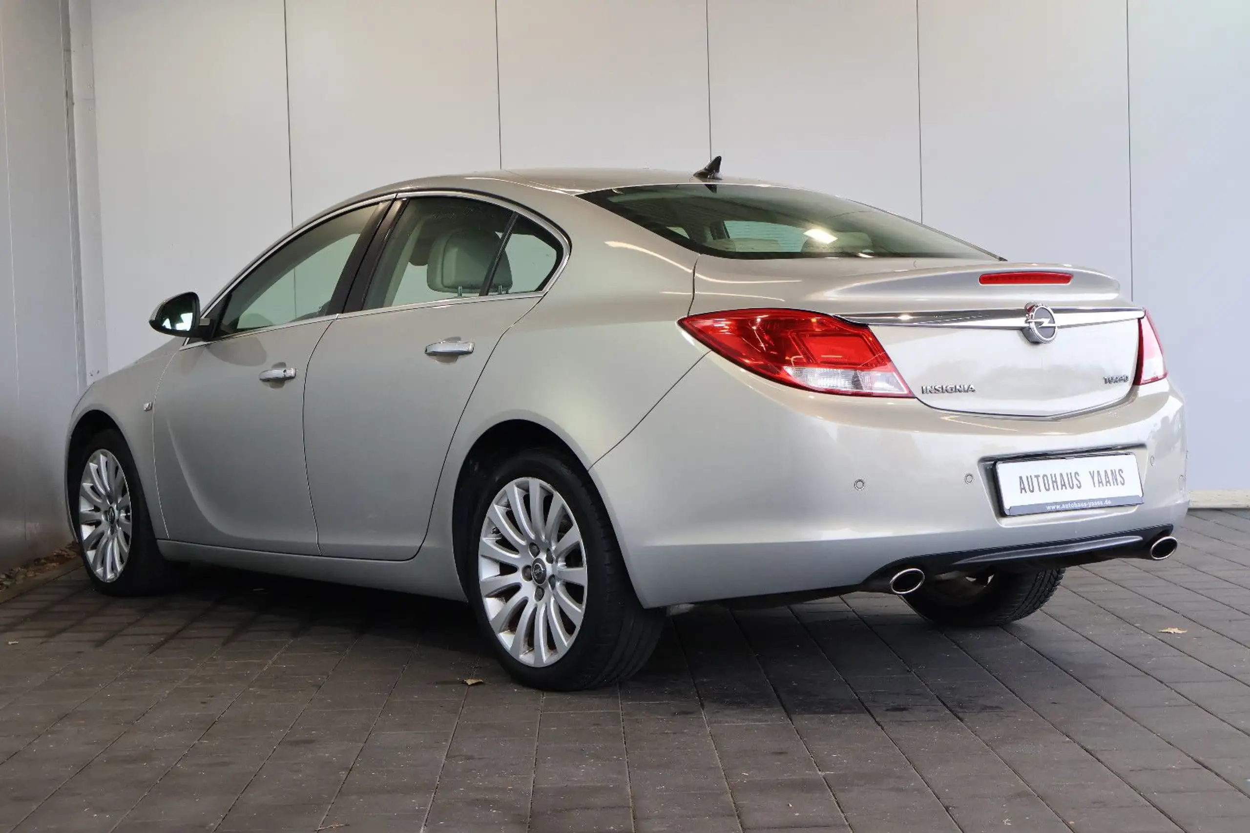 Opel - Insignia