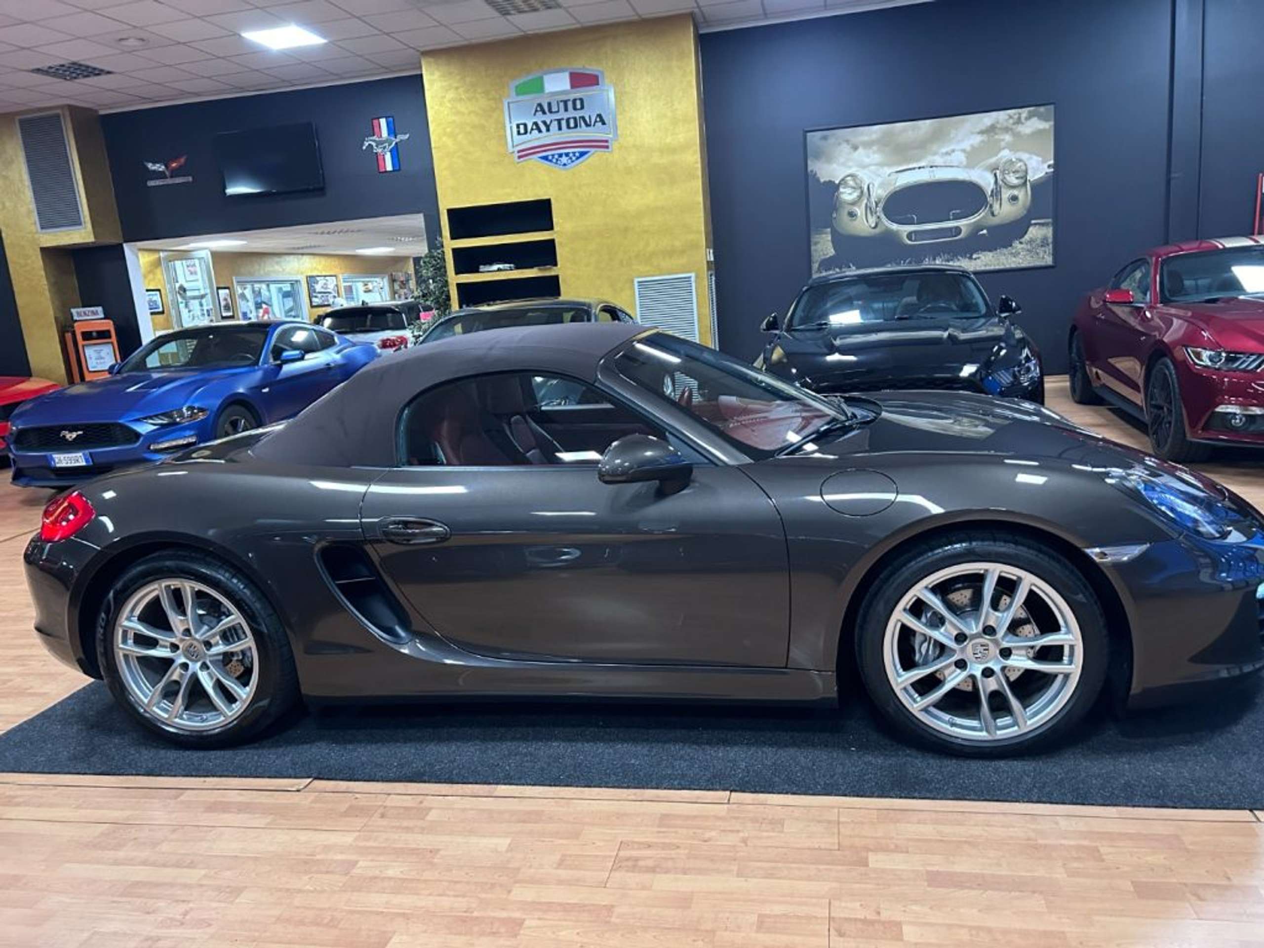 Porsche - Boxster