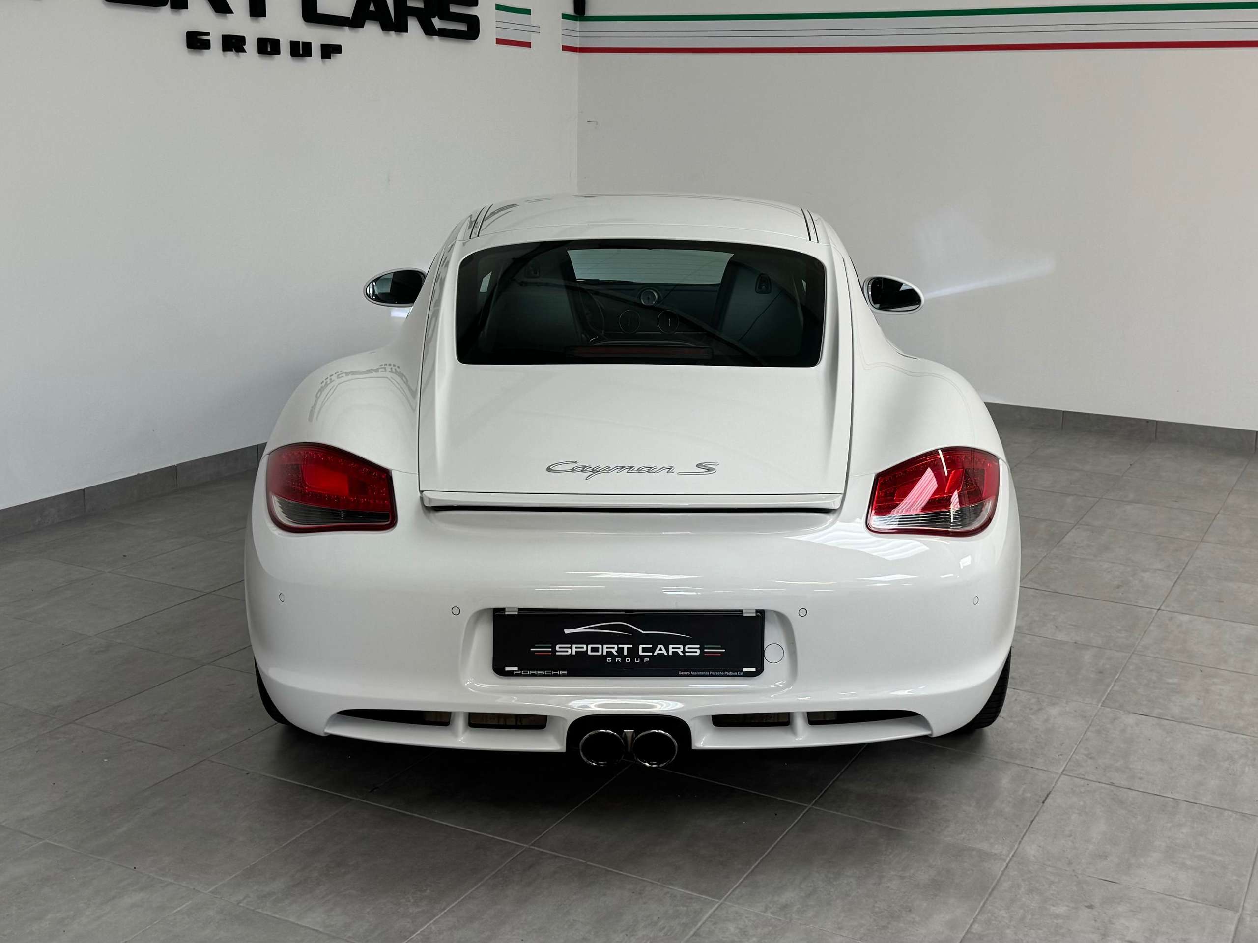 Porsche - Cayman