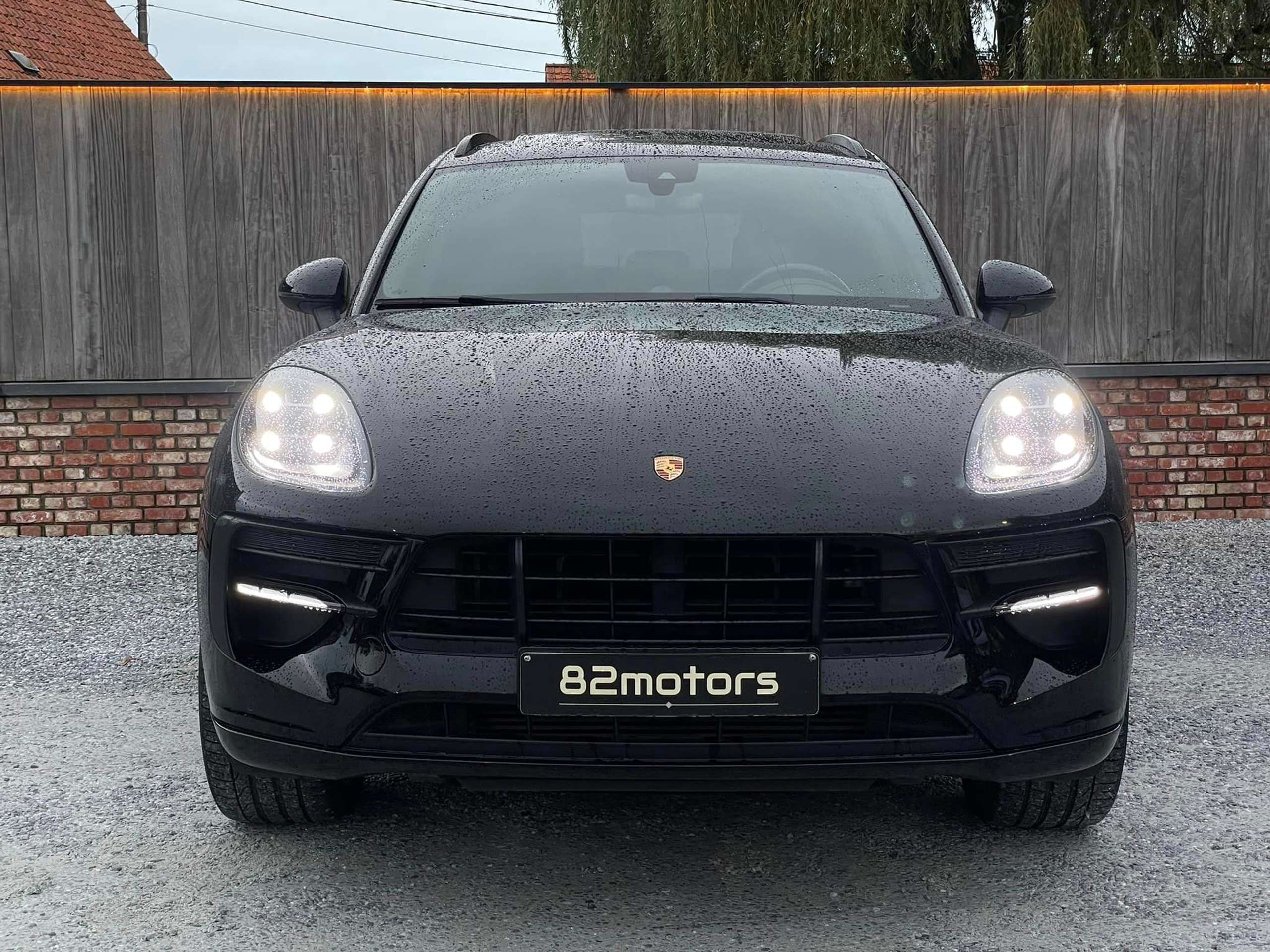 Porsche - Macan