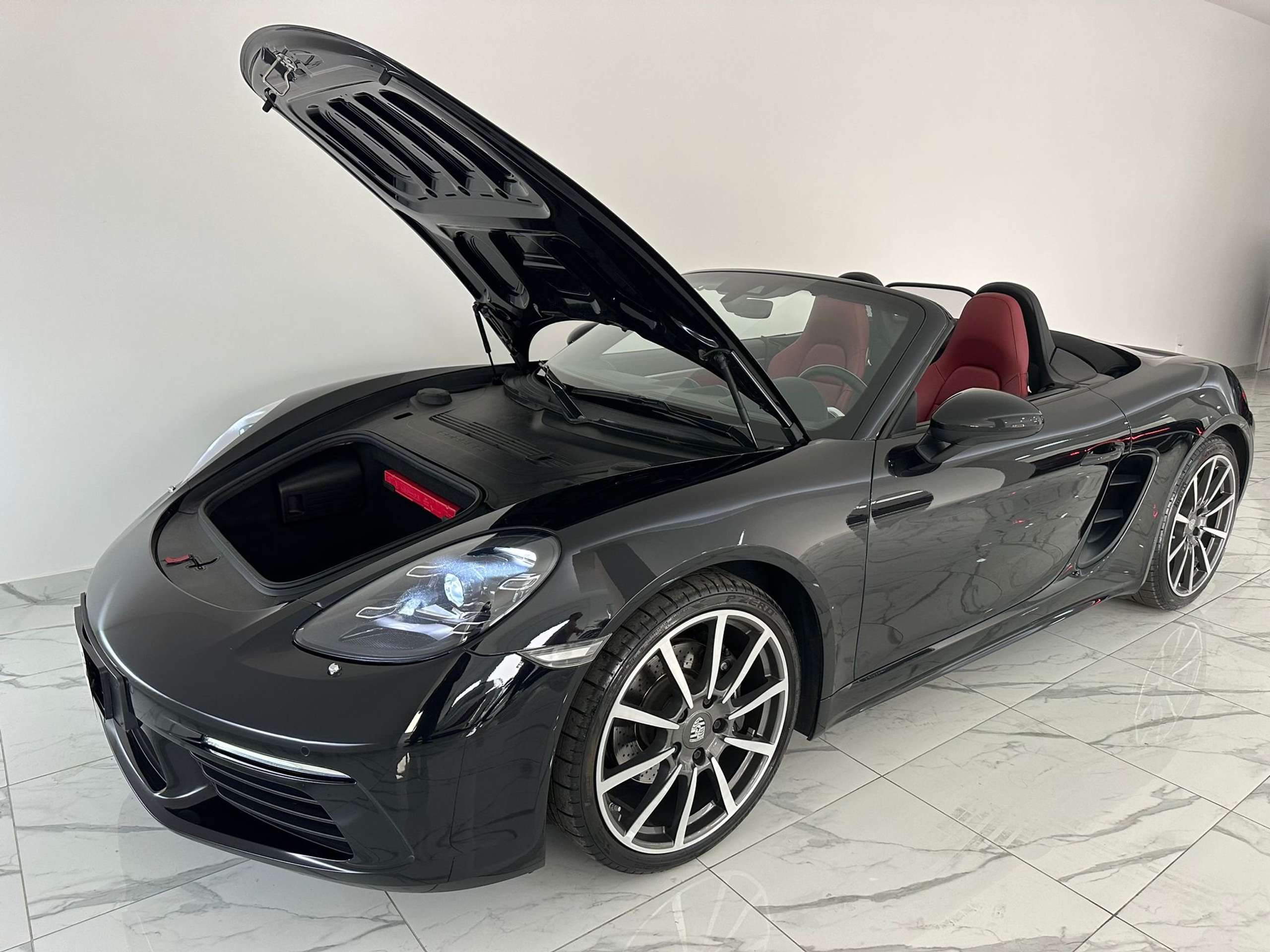 Porsche - Boxster