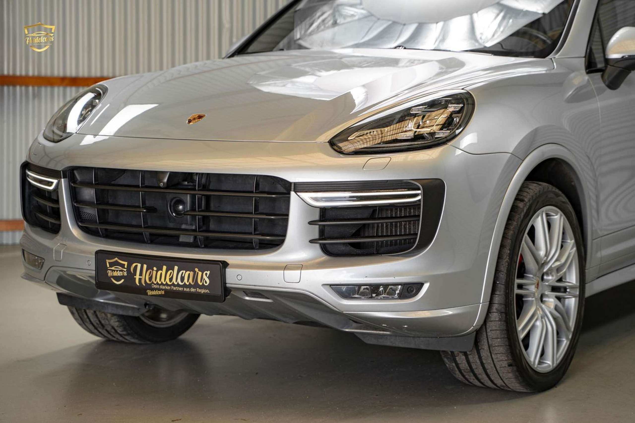 Porsche - Cayenne