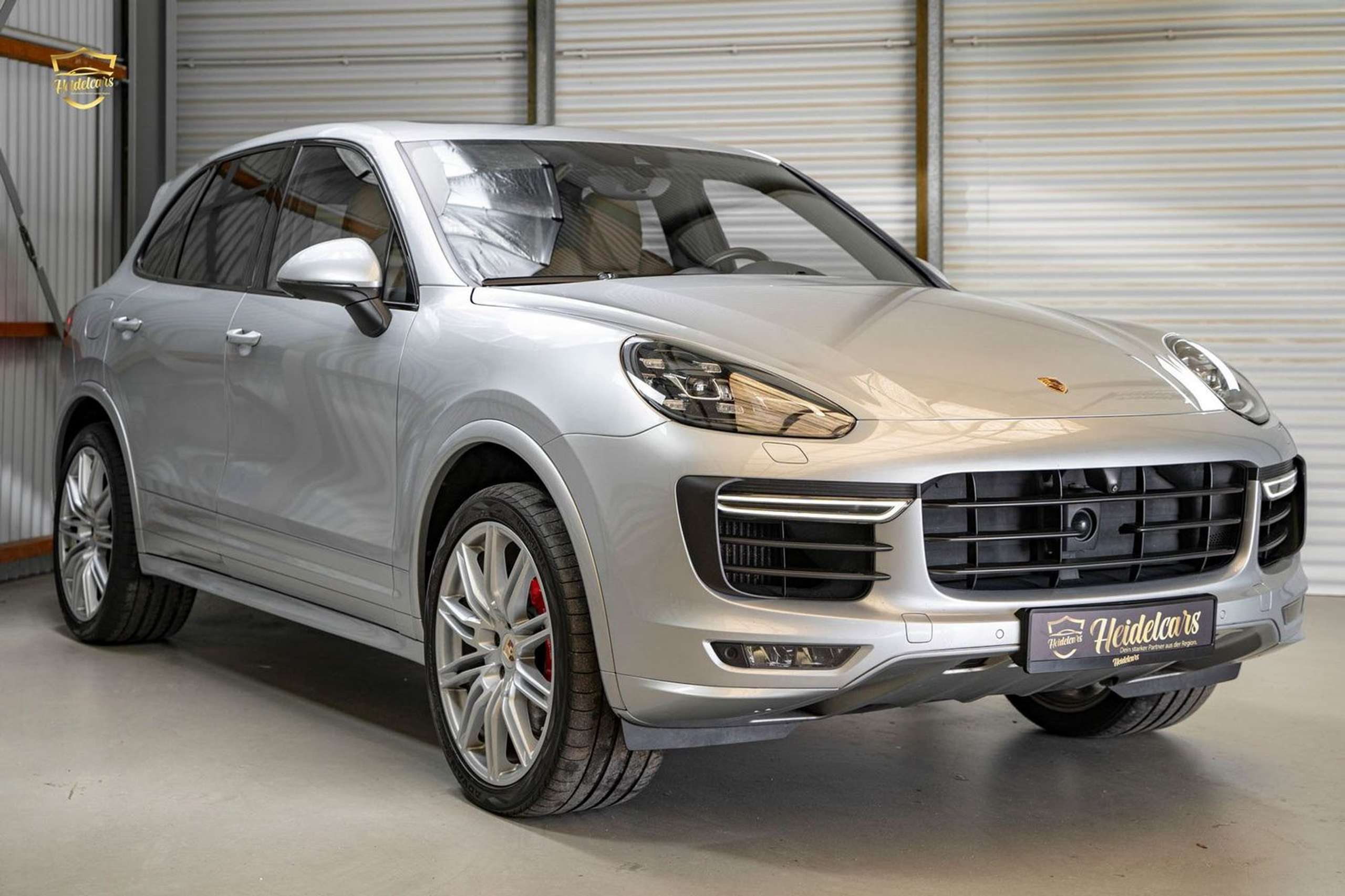 Porsche - Cayenne