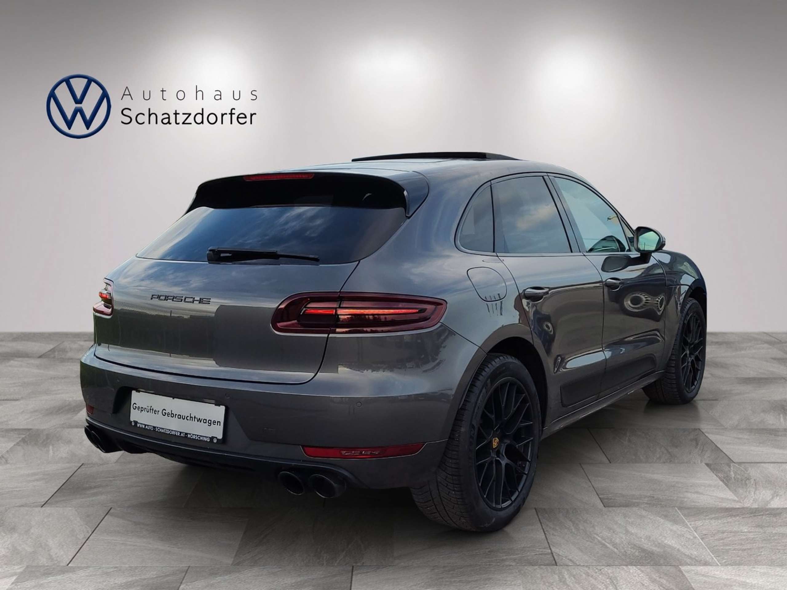 Porsche - Macan