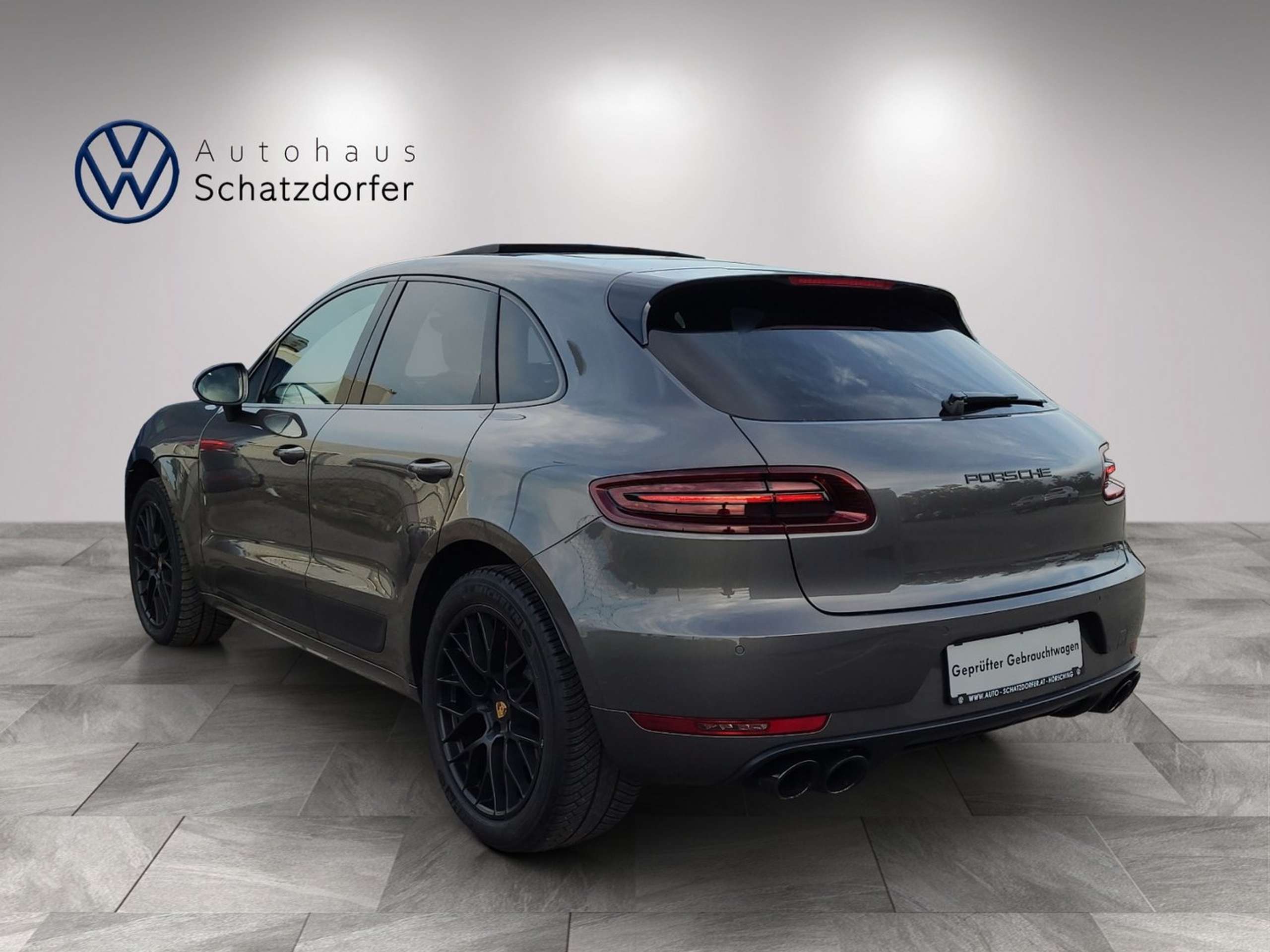 Porsche - Macan